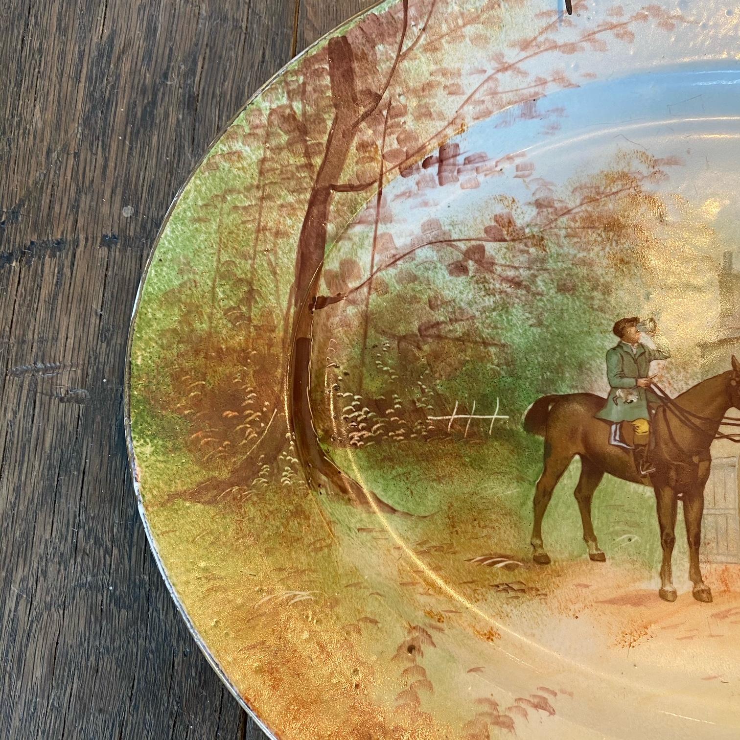 Excellent Pair of Limoges Oval Equestrian Hunting Hand Painted Platters In Good Condition In Hopewell, NJ