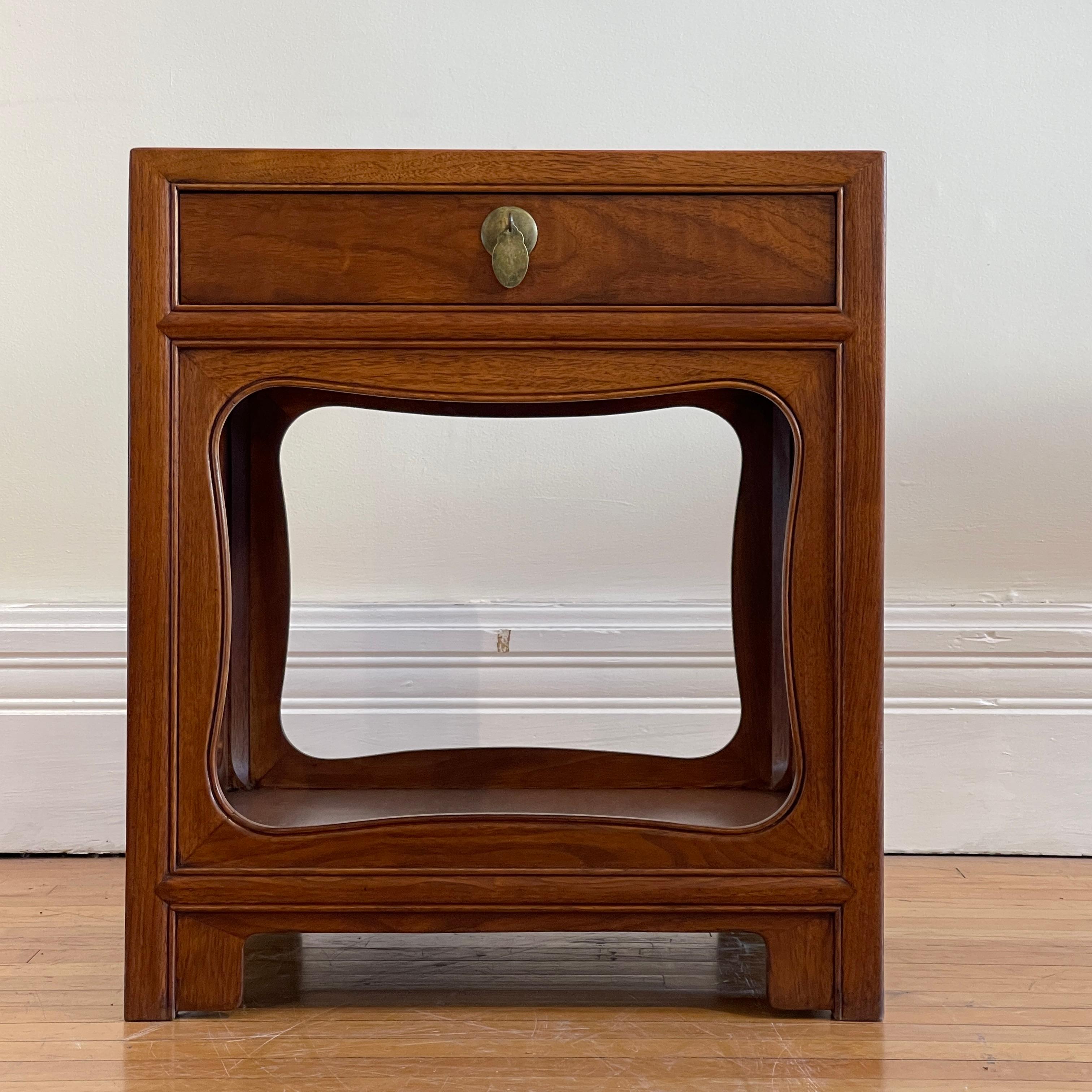 Excellent Pair of Walnut End Tables / Nightstands by Michael Taylor for Baker In Excellent Condition In Hudson, NY