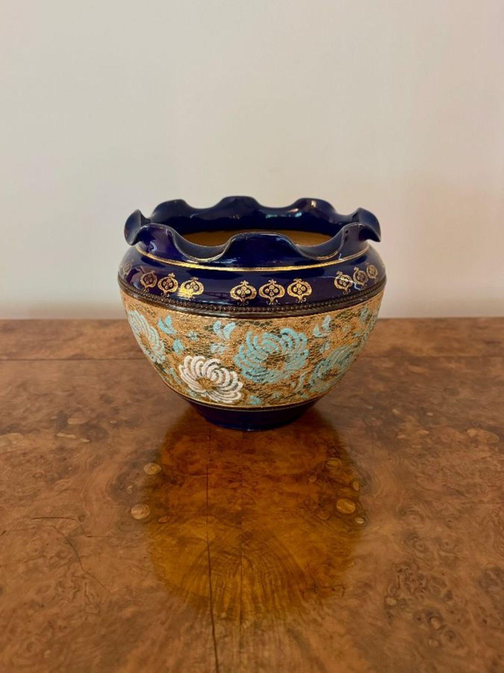 20ième siècle Jardinière Royal Doulton ancienne d'excellente qualité en vente