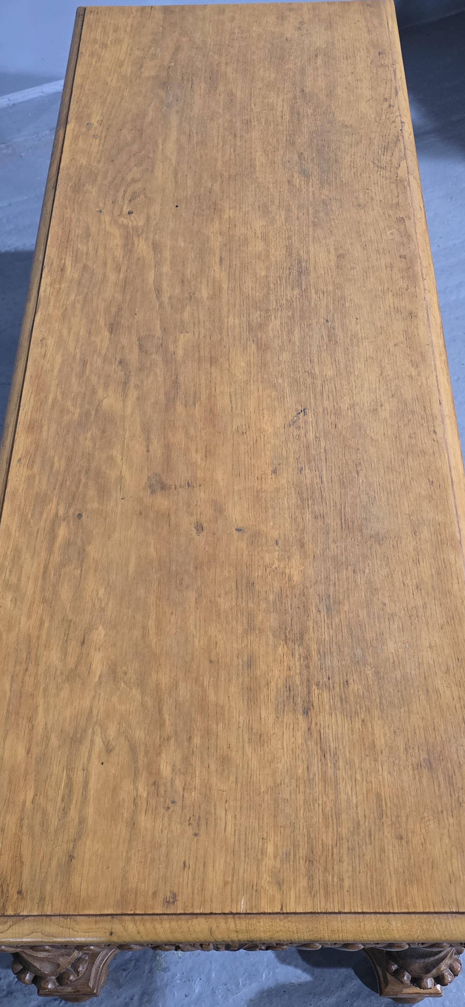 Fußbankhocker in hervorragender Qualität im Angebot 2