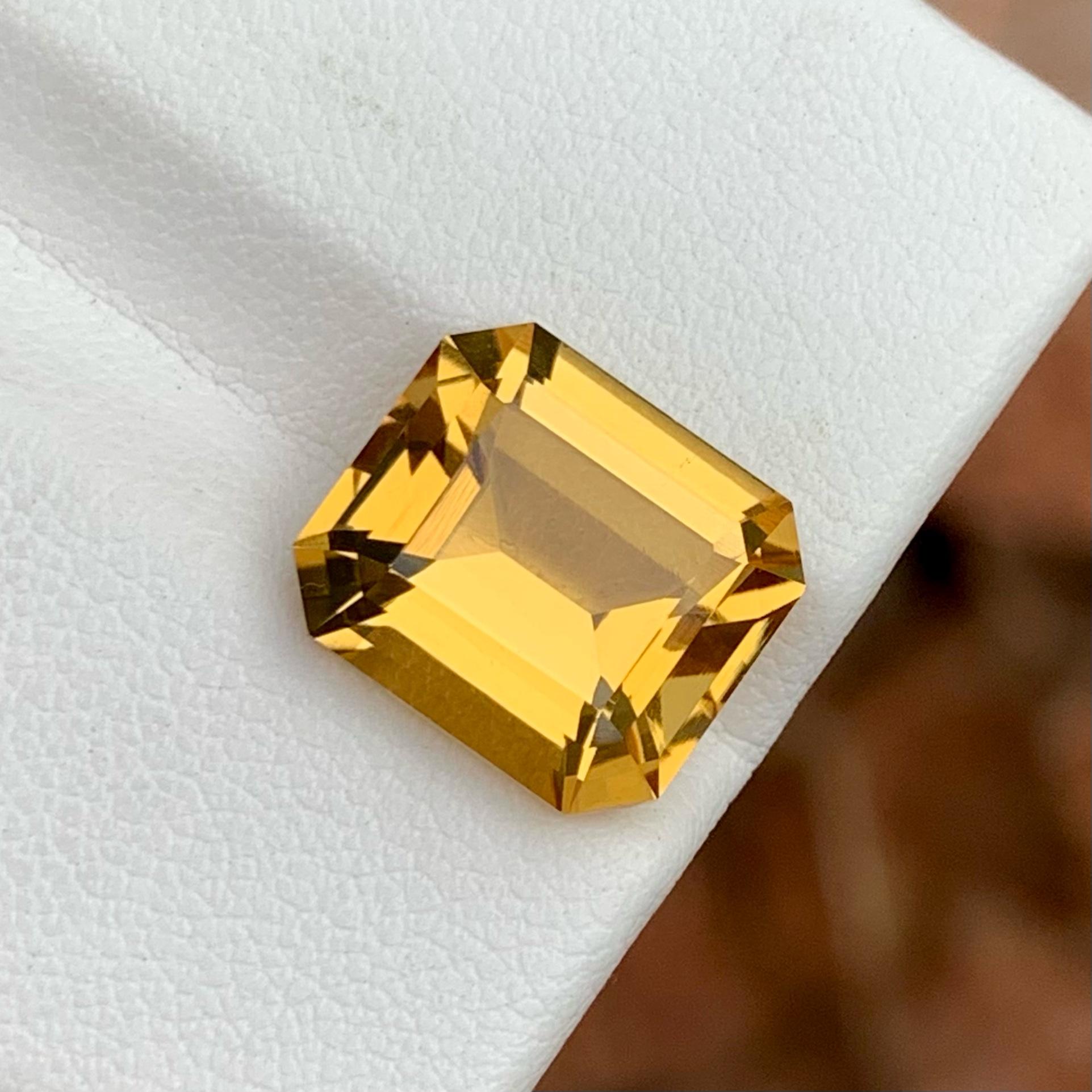 Piedra de Heliodoro de excelente calidad, disponible para la venta al mejor precio, heliodoro de bonito color, piedra de heliodoro de calidad limpia para la fabricación de joyas, heliodoro de Brasil.

Información sobre el producto 
PESO: