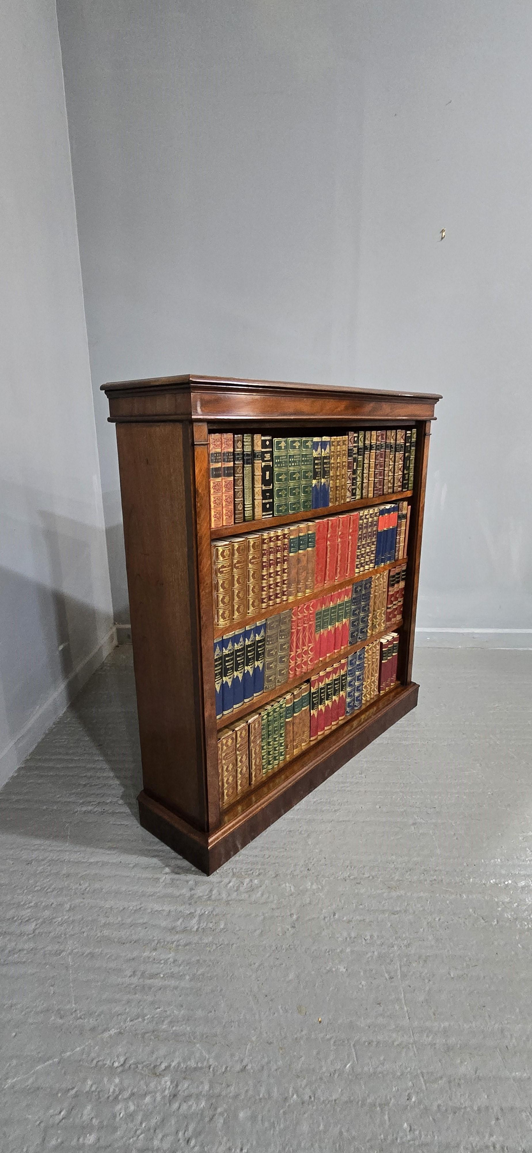 Excellent Quality Mahogany Open Adjustable Library Bookcase For Sale 7