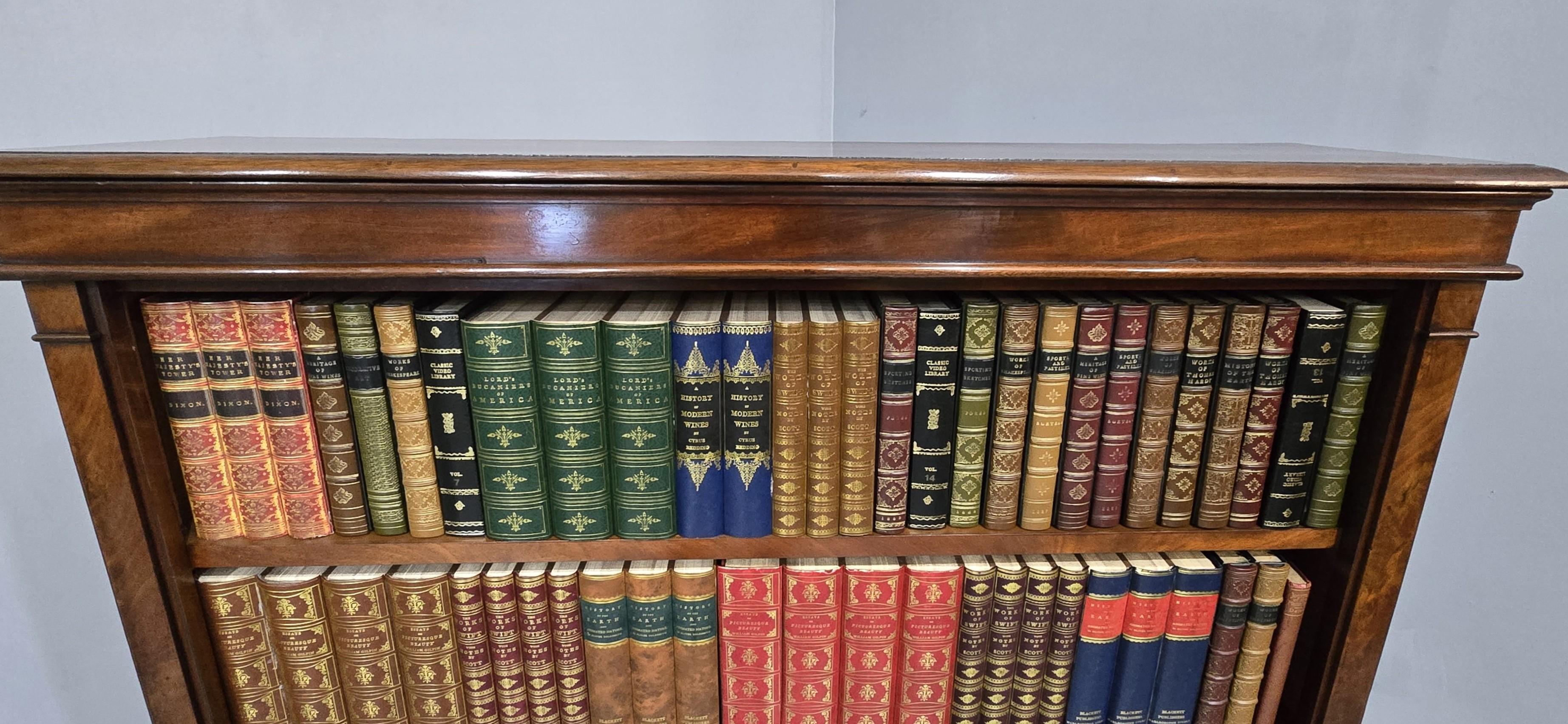 Victorian Excellent Quality Mahogany Open Adjustable Library Bookcase For Sale