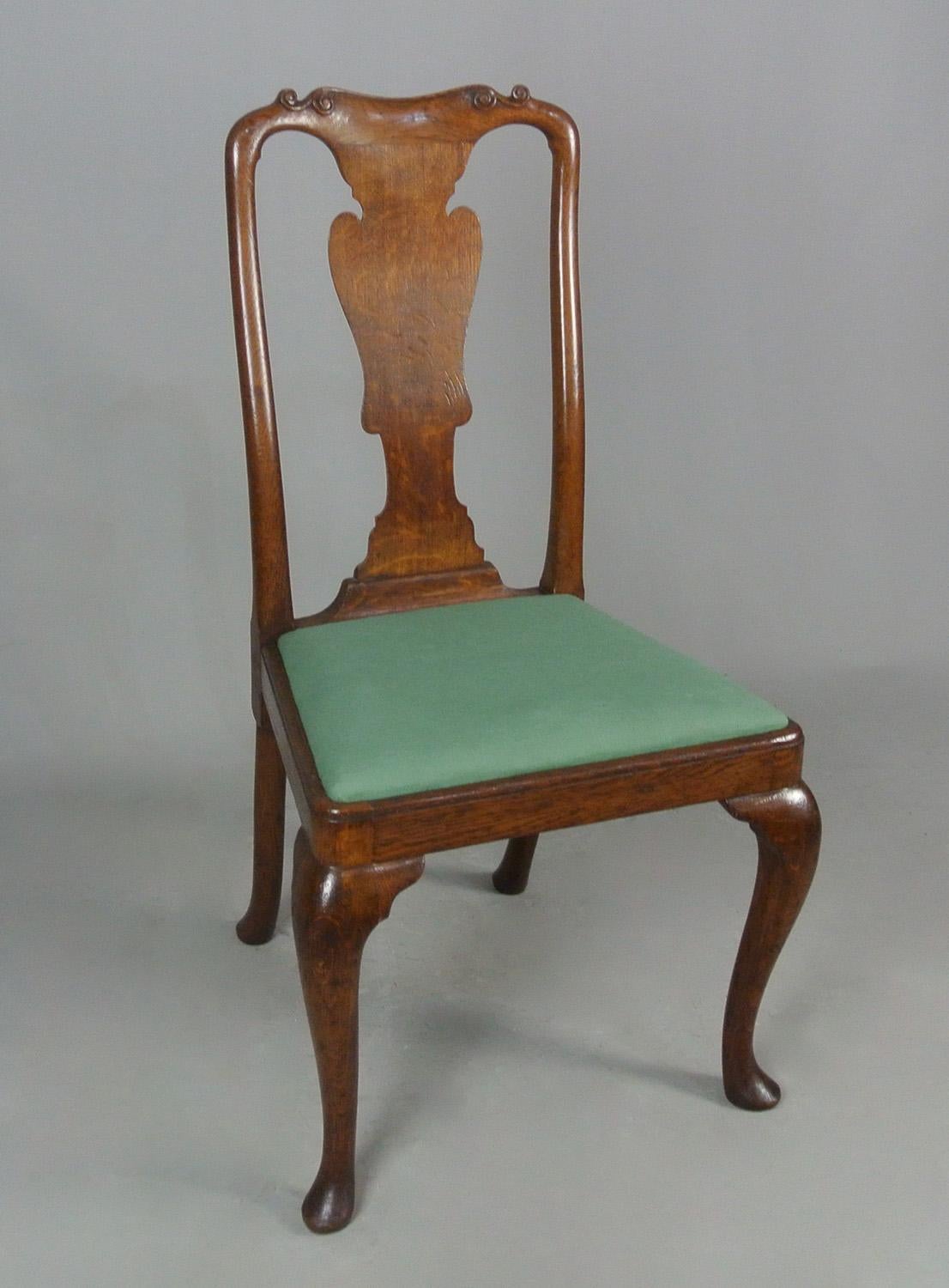 Excellent Set of Eight George I Design Oak Dining Chairs c. 1900 In Good Condition In Heathfield, GB