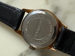 Excellent (Switzerland) 25 jewel automatic movement, date function. c1965