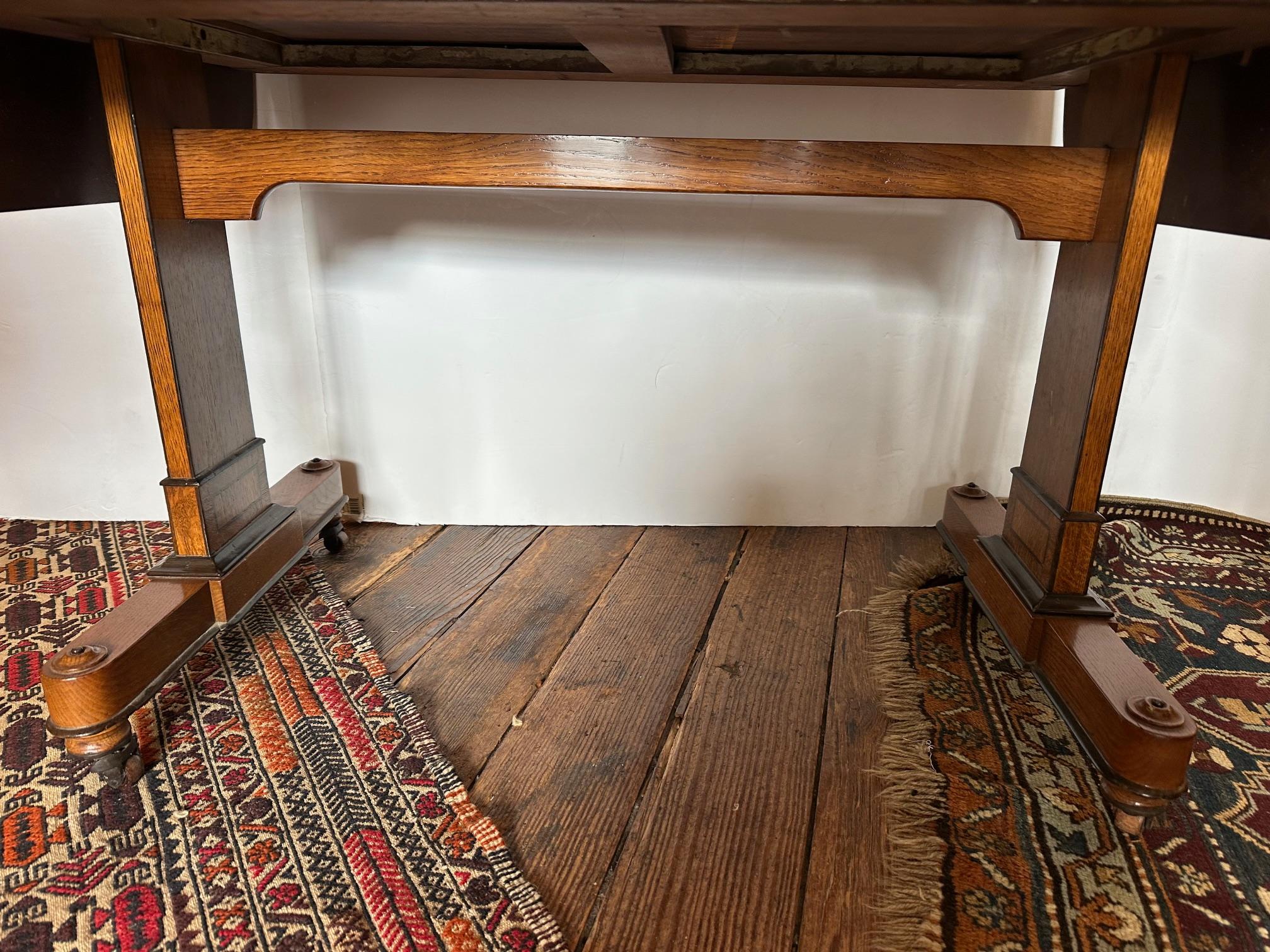 Excellent Vintage Drop Leaf Desk or Side Table For Sale 8