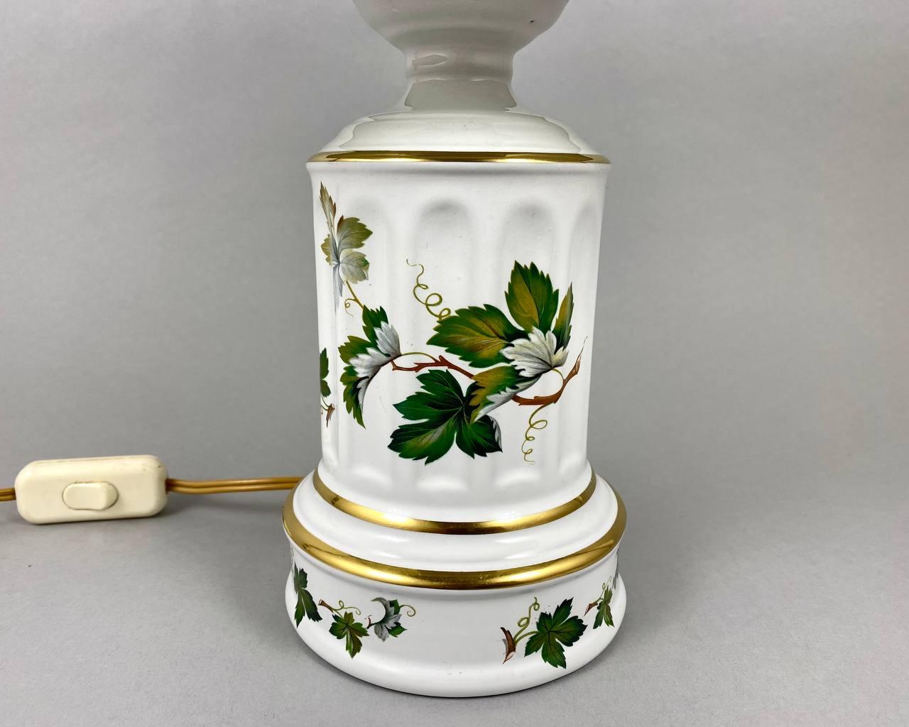 Belgian Excellent Vintage Table Lamp In Porcelain, Porcelain De Bruxelles, Belgium For Sale