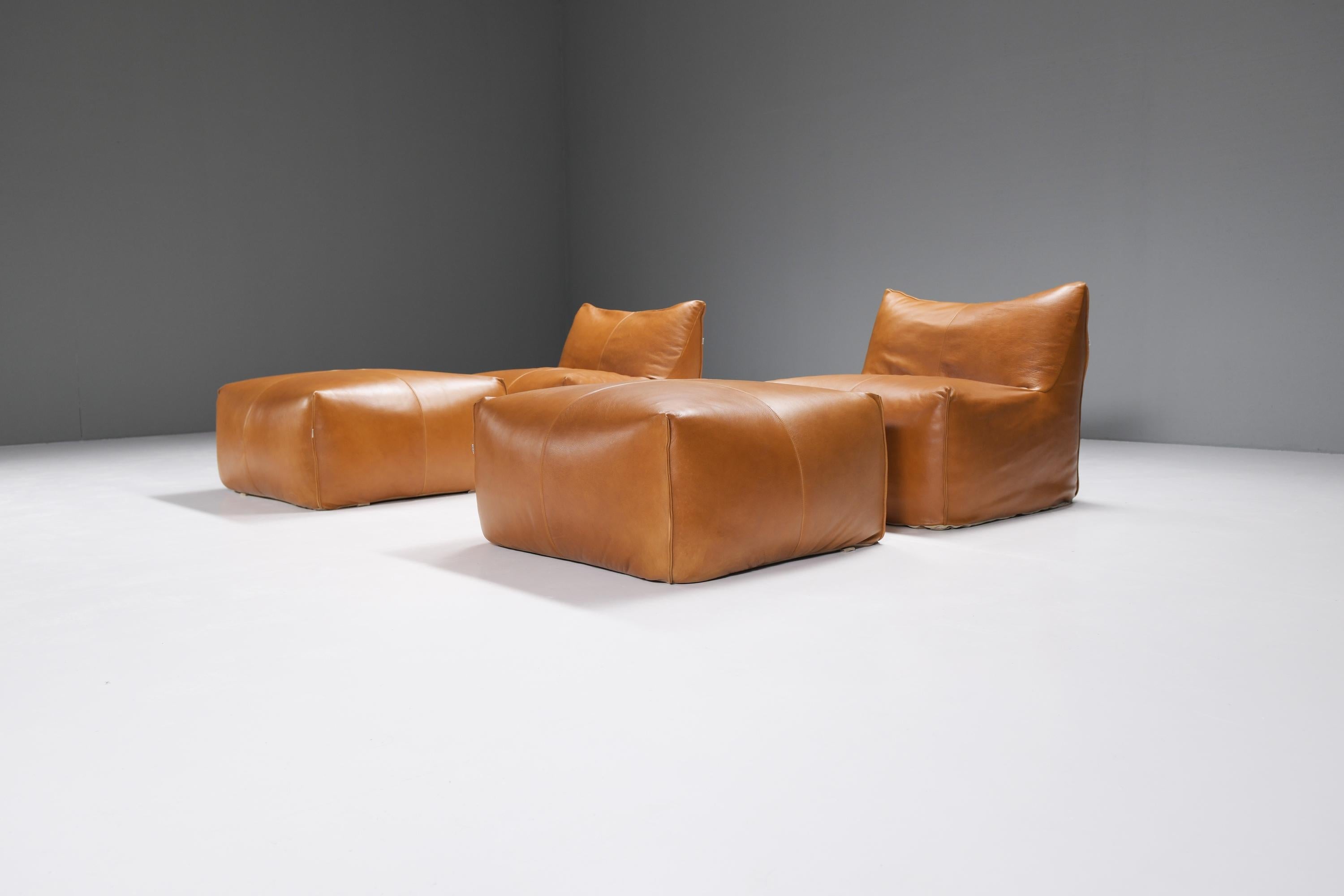 20th Century Exceptional Le Bambole set in cognac leather by Mario Bellini by B & B Italia For Sale