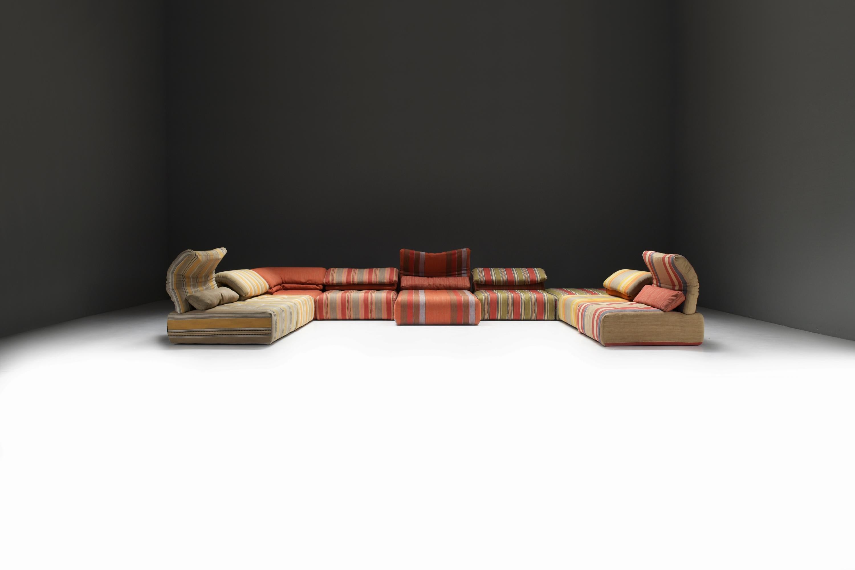 Français Exceptionnel canapé XL Voyage Immobile 'Carpe Diem' de Roche Bobois France