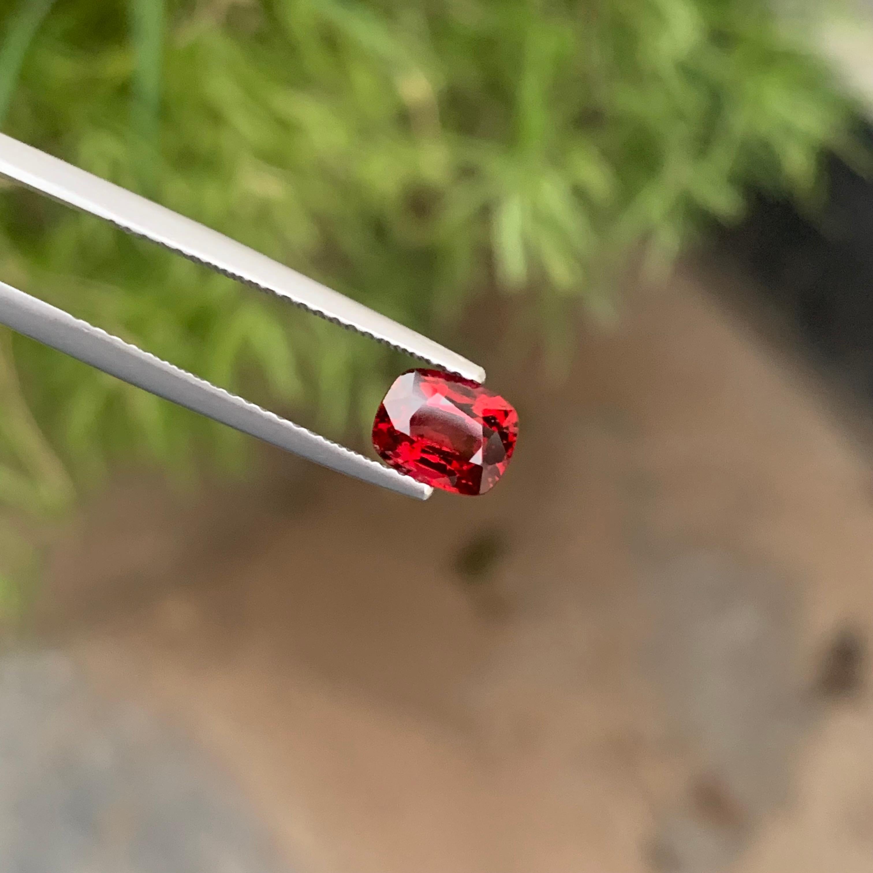 Exceptional 1.15 Carat Natural Loose Red Spinel From Burma Myanmar For Sale 5