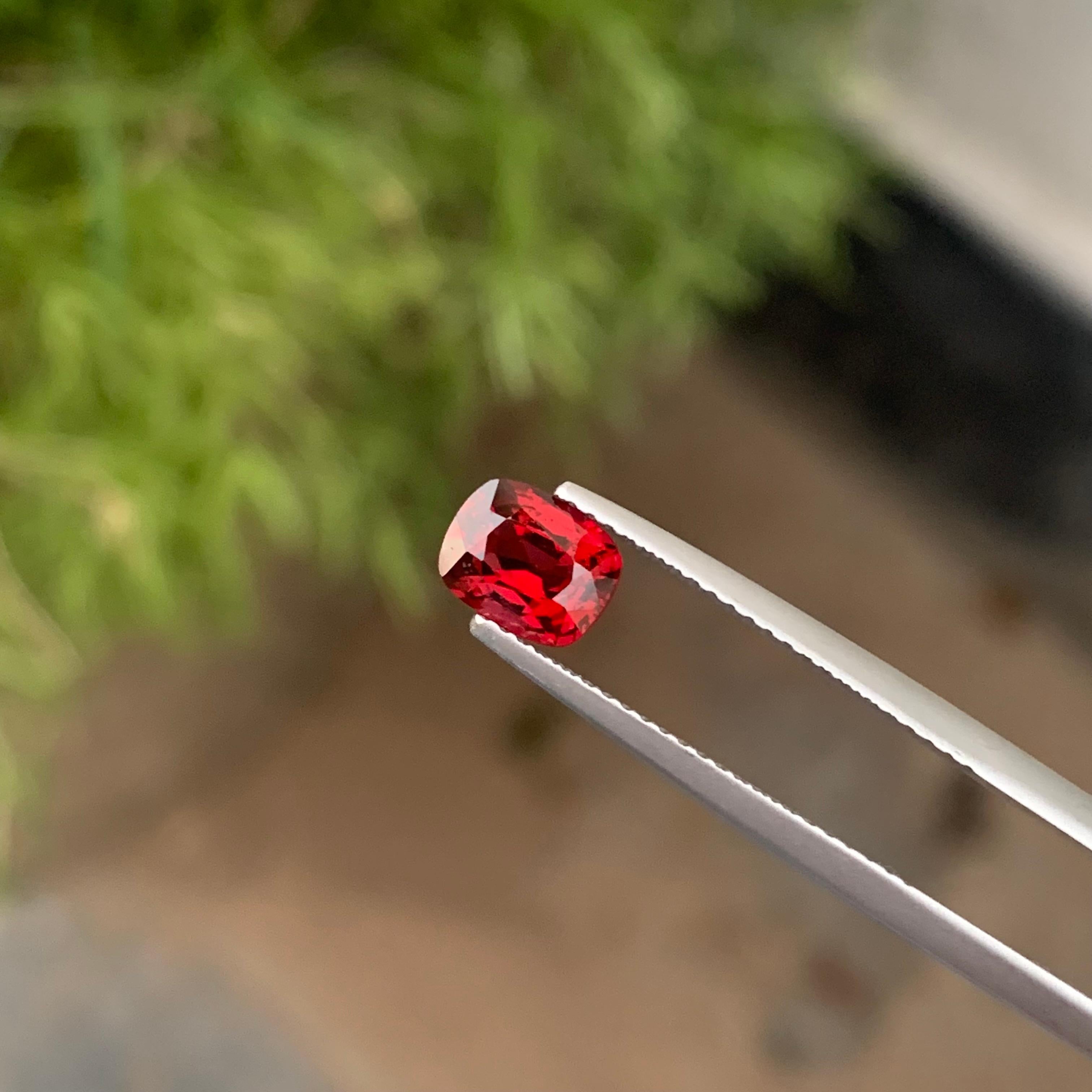 Exceptional 1.15 Carat Natural Loose Red Spinel From Burma Myanmar For Sale 3