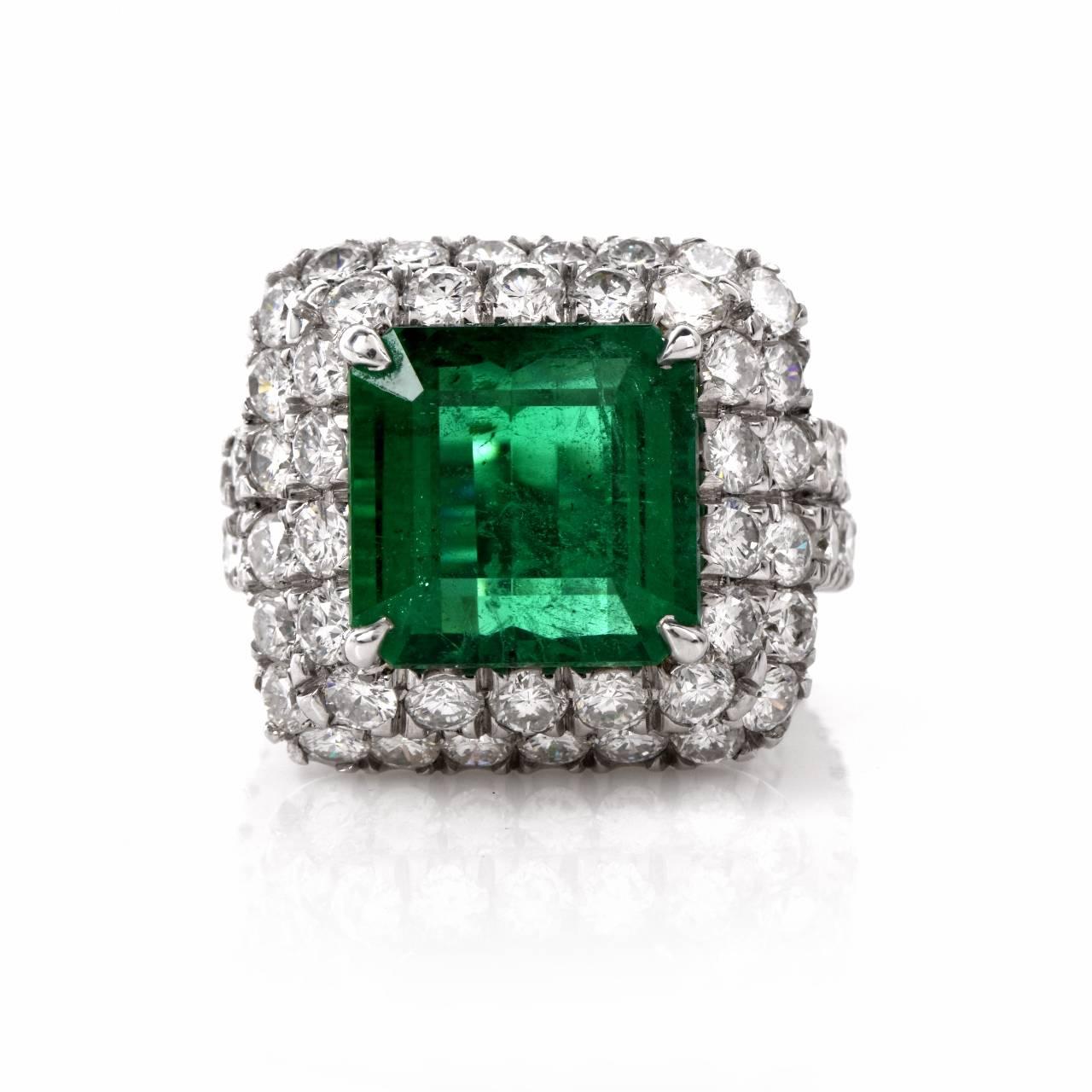Women's Exceptional 13.67cts Emerald and Diamond Platinum Cocktail Ring For Sale