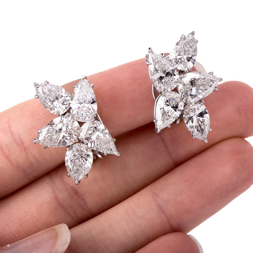 Exceptional 14.64carats Diamond Platinum Clip-on Earrings In Excellent Condition For Sale In Miami, FL