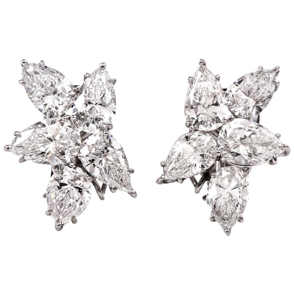 Exceptional 14.64carats Diamond Platinum Clip-on Earrings For Sale