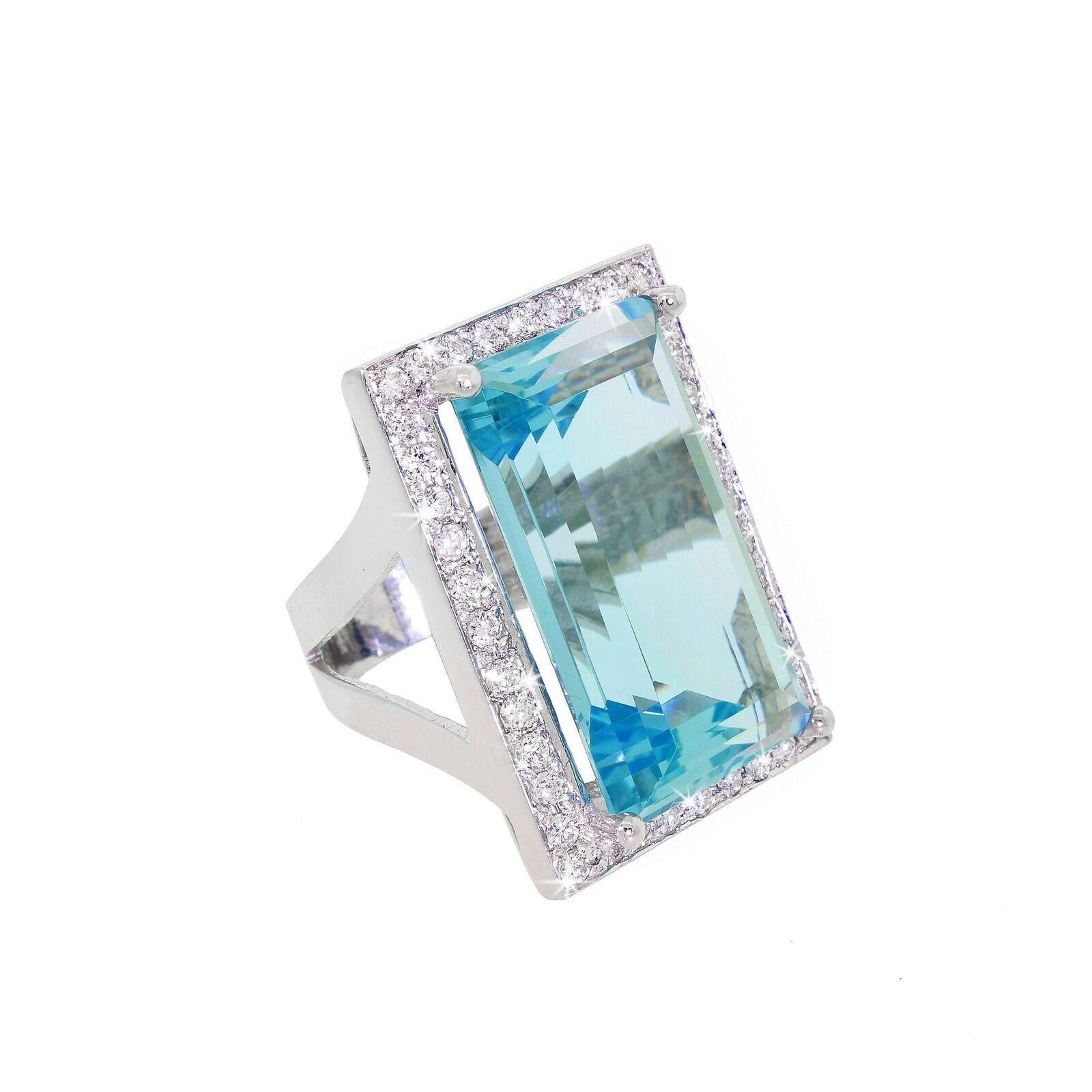 Exceptional 14 Karat 31ct Aquamarine 1.25 Carat Diamond Halo Ring with Appraisal 1