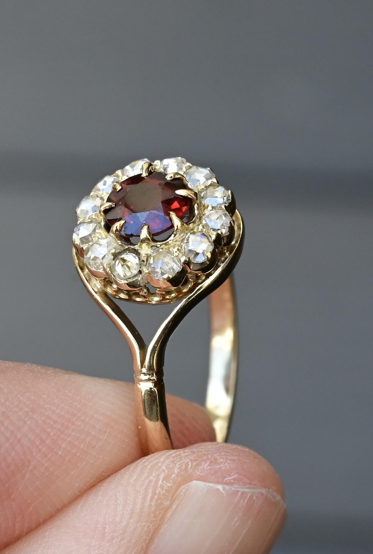 Round Cut Exceptional 14K Victorian Period Garnet & Diamond Ring Size 8.25