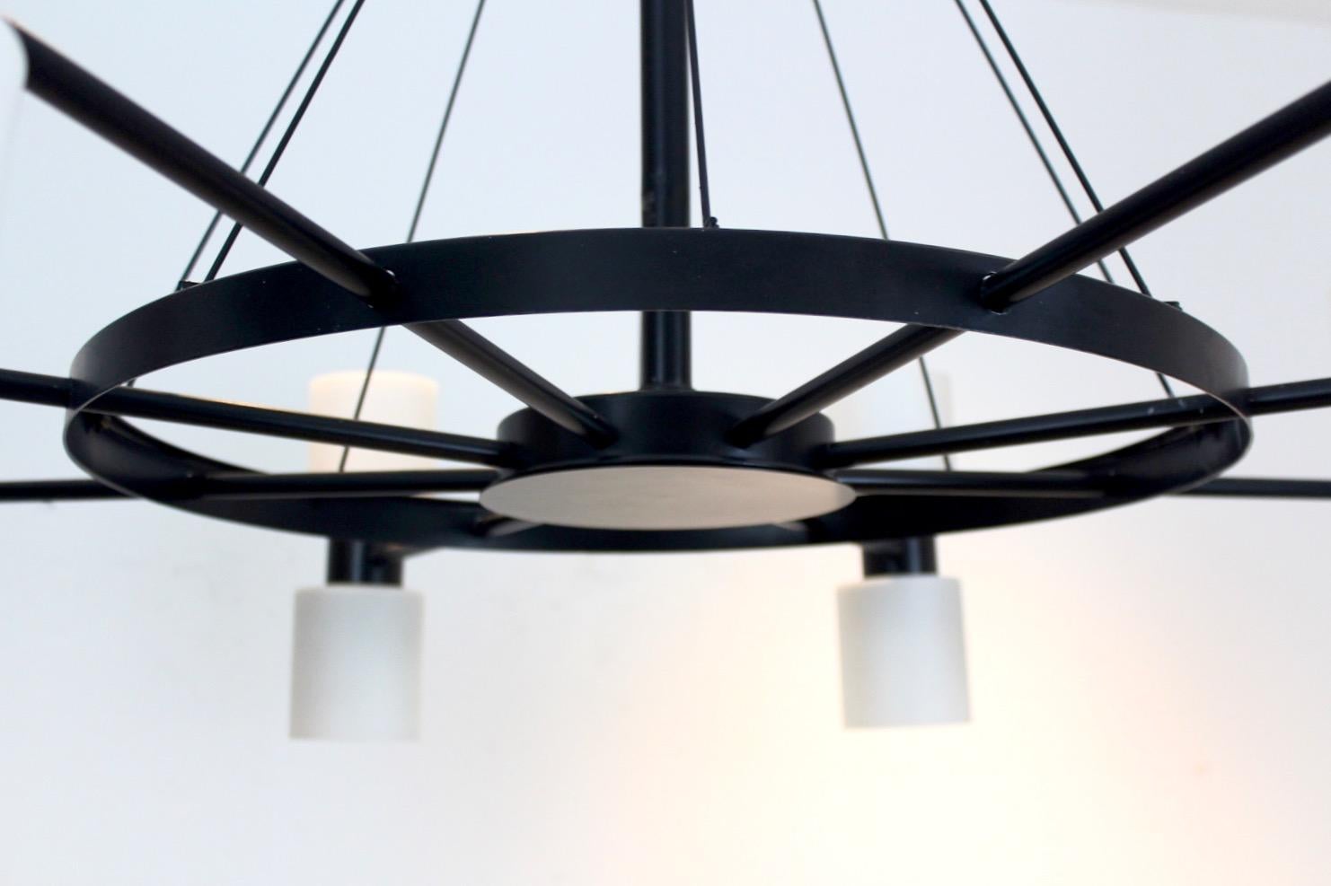 Acier Exceptionnel lustre à 16 éclairages 