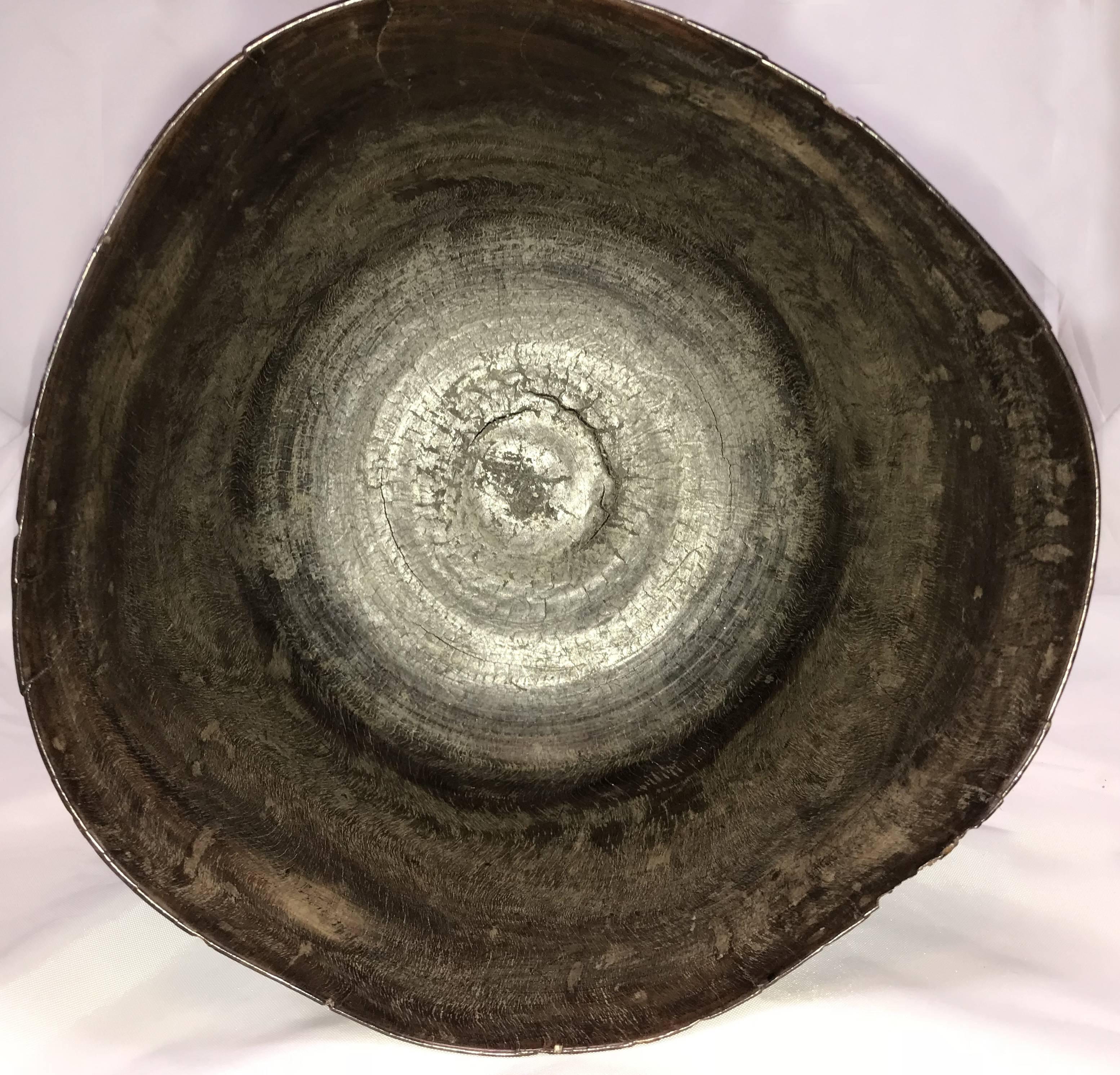 Exceptional 17th Century Carved English Wassail Bowl in Figured Lignum Vitae 5