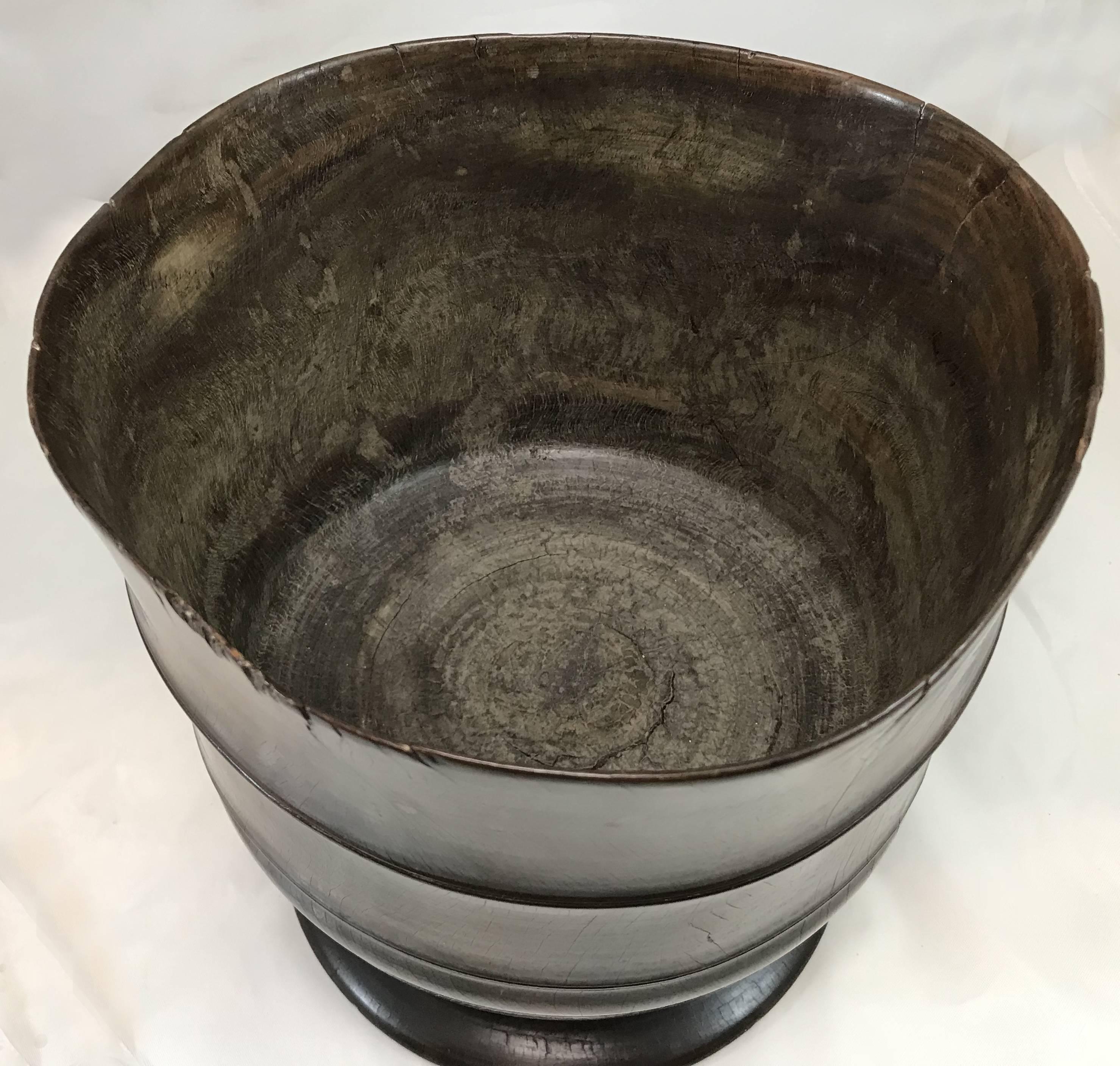 Exceptional 17th Century Carved English Wassail Bowl in Figured Lignum Vitae 6