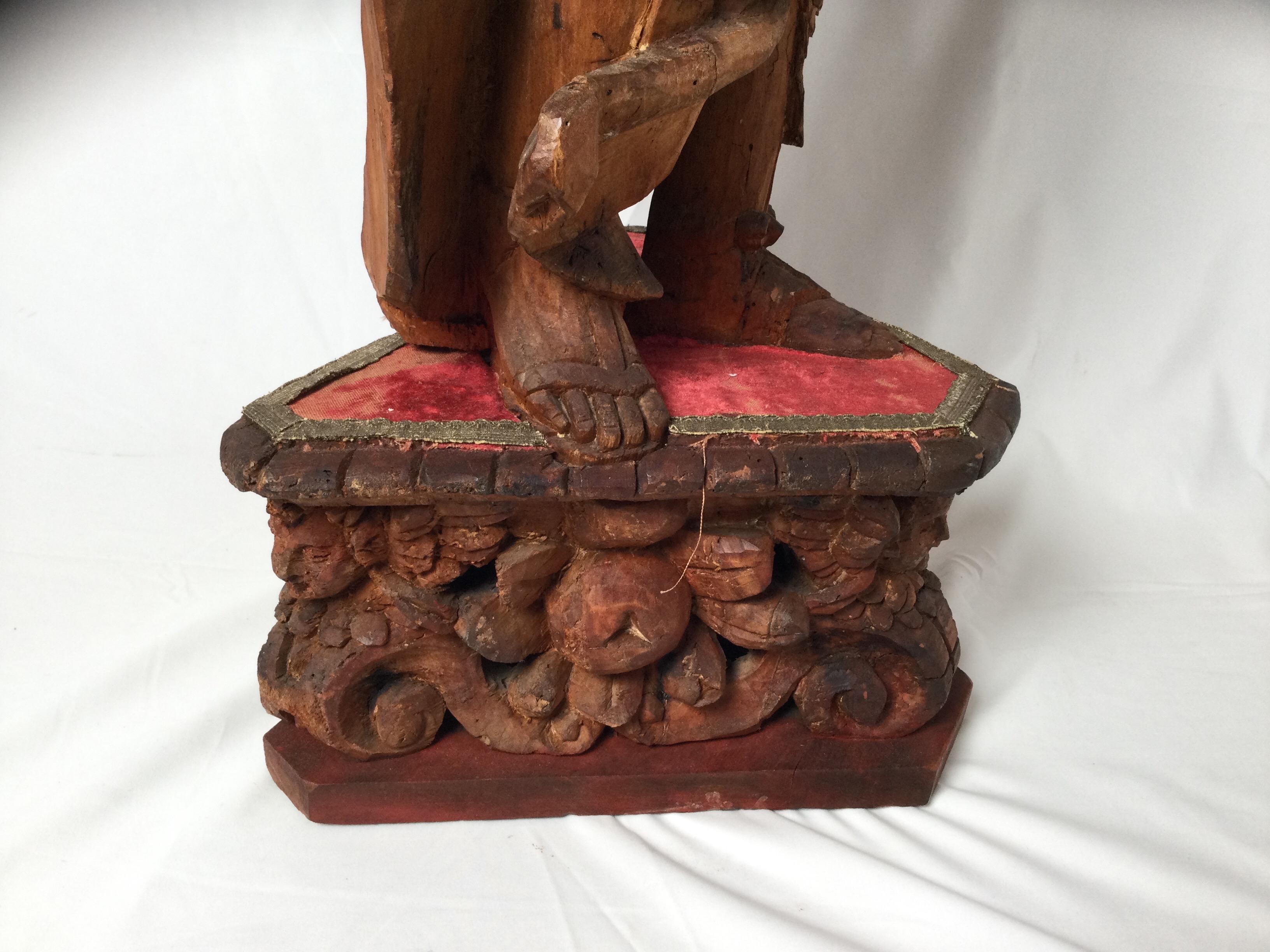 Exceptional 17th Century Carved Wooden Statue of Saint Micheal For Sale 3
