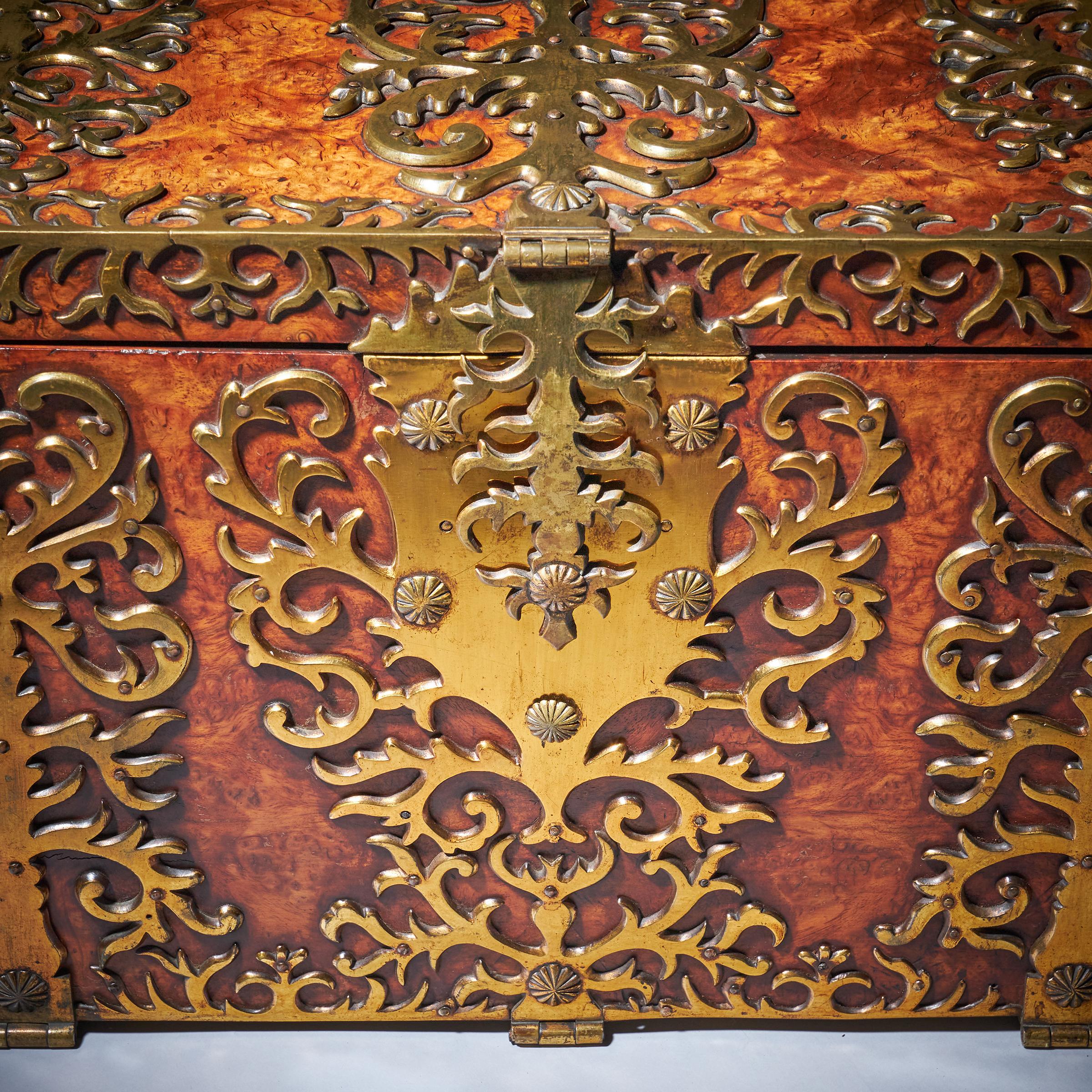 Important 17th Century Charles II Burr Walnut Coffre Fort Strong Box, Circa 1675 11