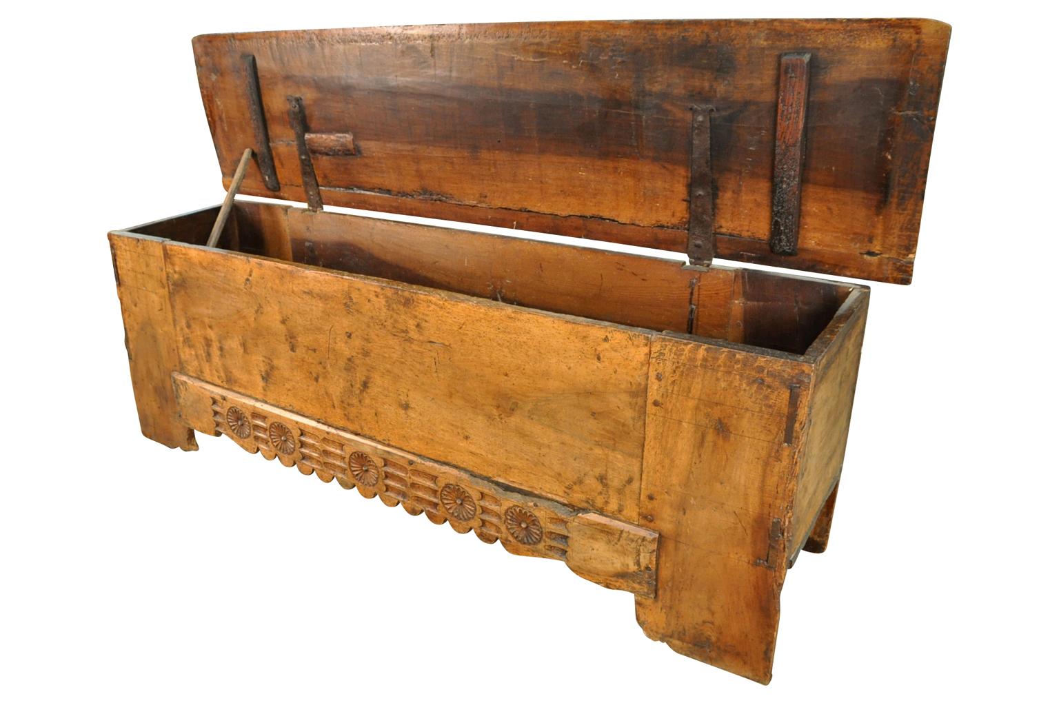 18th Century and Earlier Exceptional 17th Century Coffre - Trunk