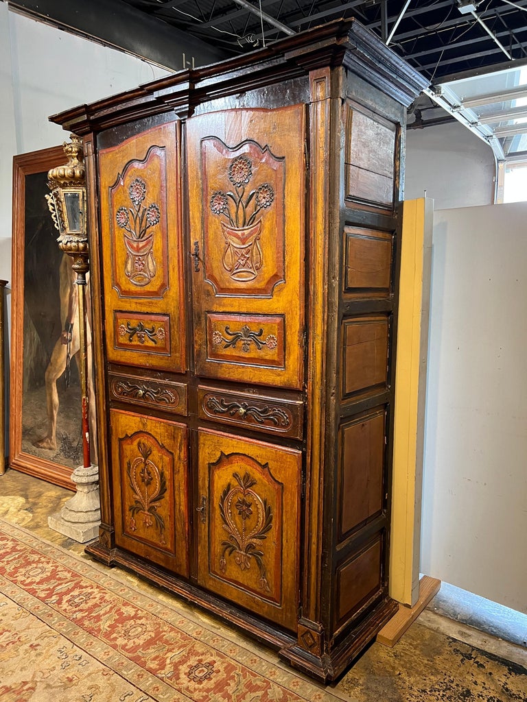 Exceptional 17th Century Northern Italian Armoire A' 4 Portes For Sale 11