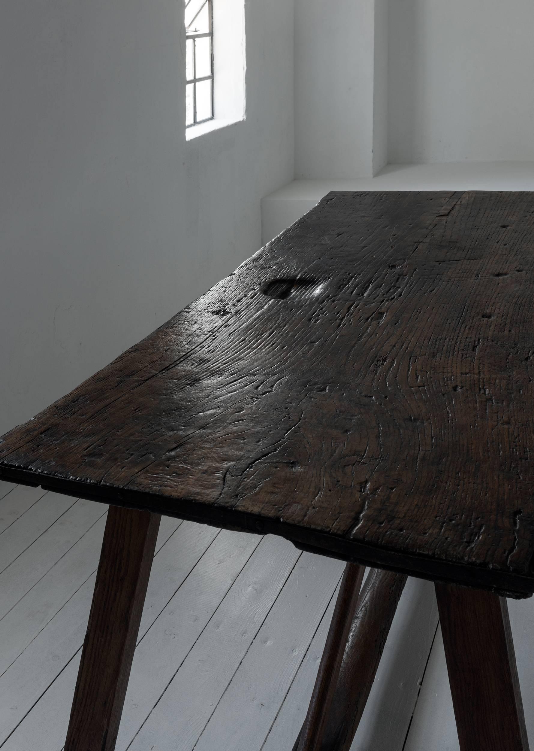 Spanish Exceptional 17th Century Table