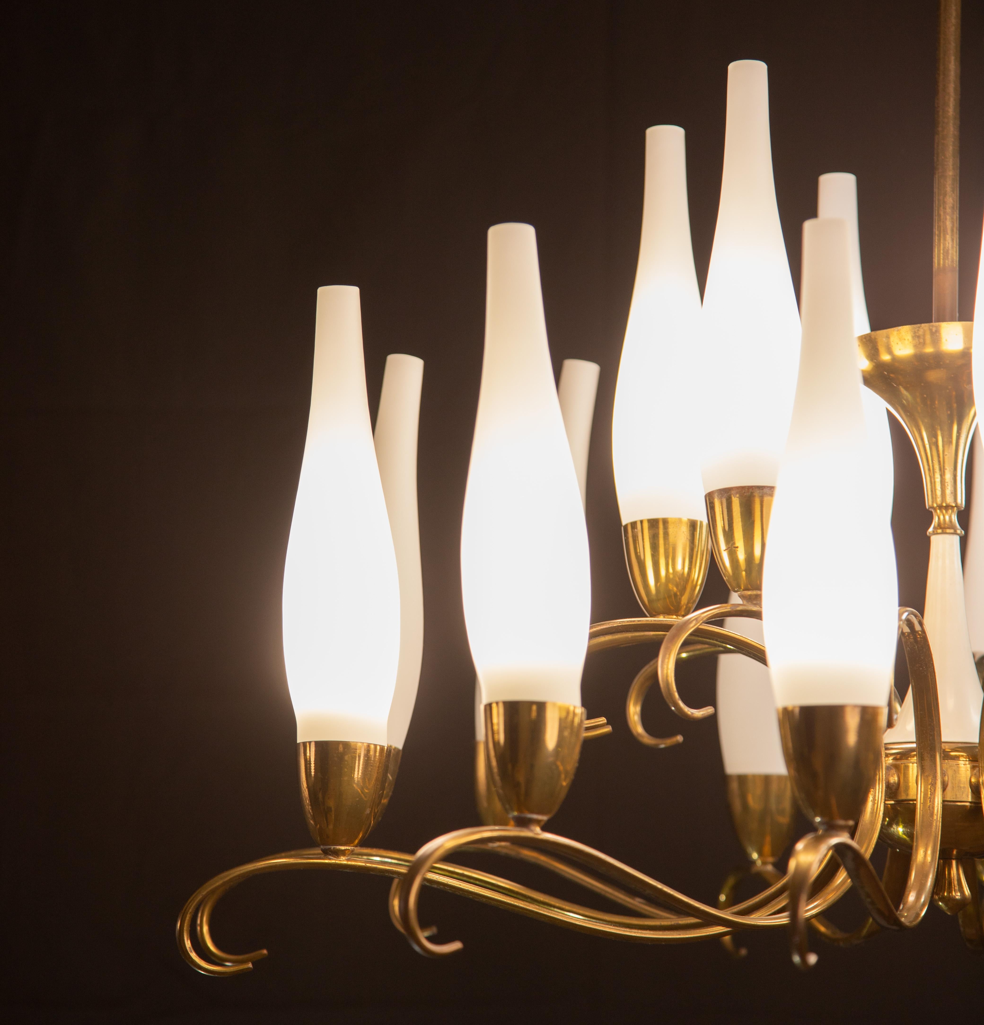 Exceptional 18 Light Stilnovo Chandelier, 1950s In Good Condition For Sale In Roma, IT