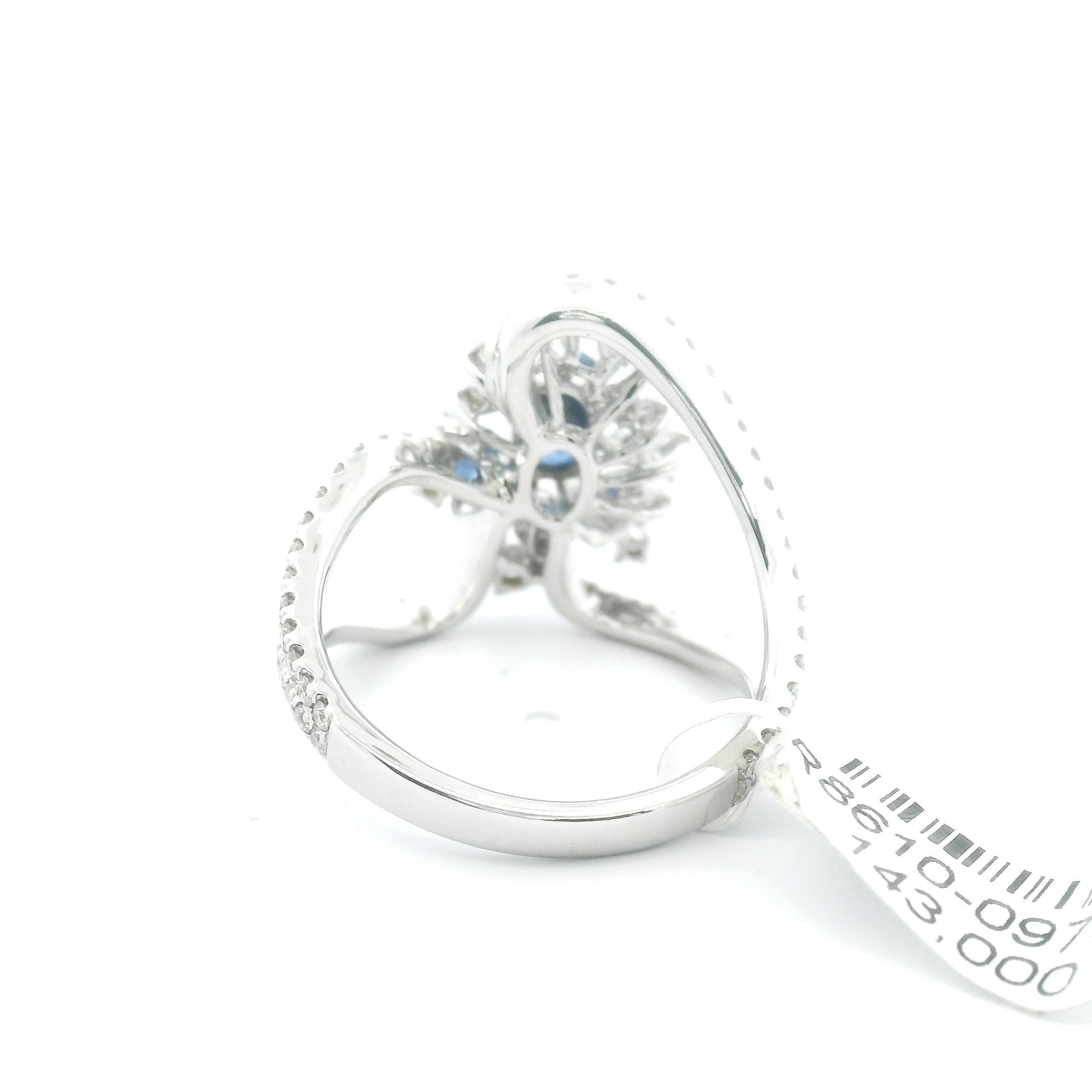 Außergewöhnlicher 18k Oval Blauer Sri Lankanischer Ceylon-Saphir-Marquise-Diamant-Cluster im Angebot 3