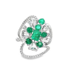 Exceptional 18k White Gold Columbian Emerald Rose Cut Diamond Modern Ring