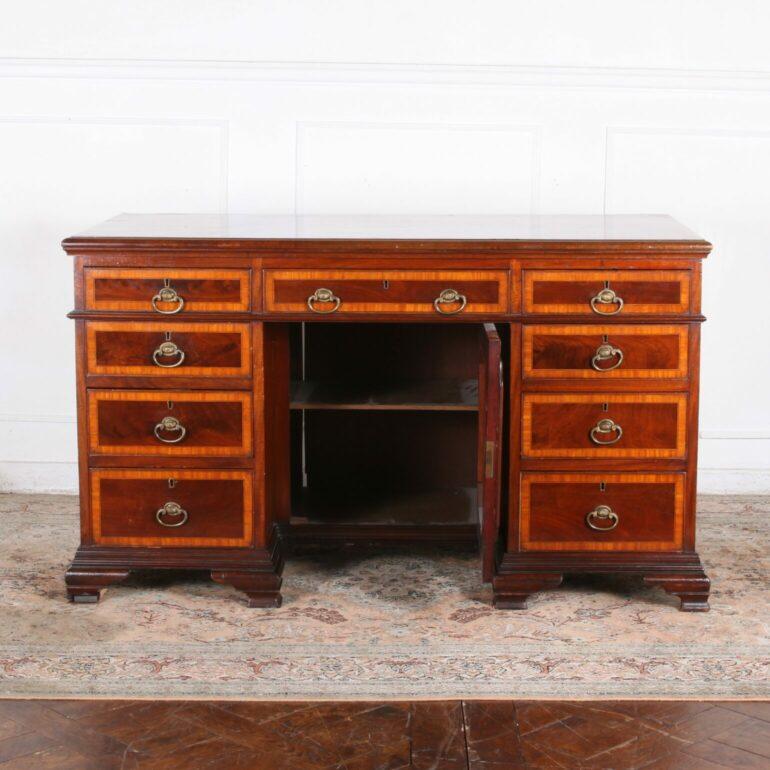 English Exceptional 18th C Crossbanded Desk by T. Willson, 68 Great Queen St. London