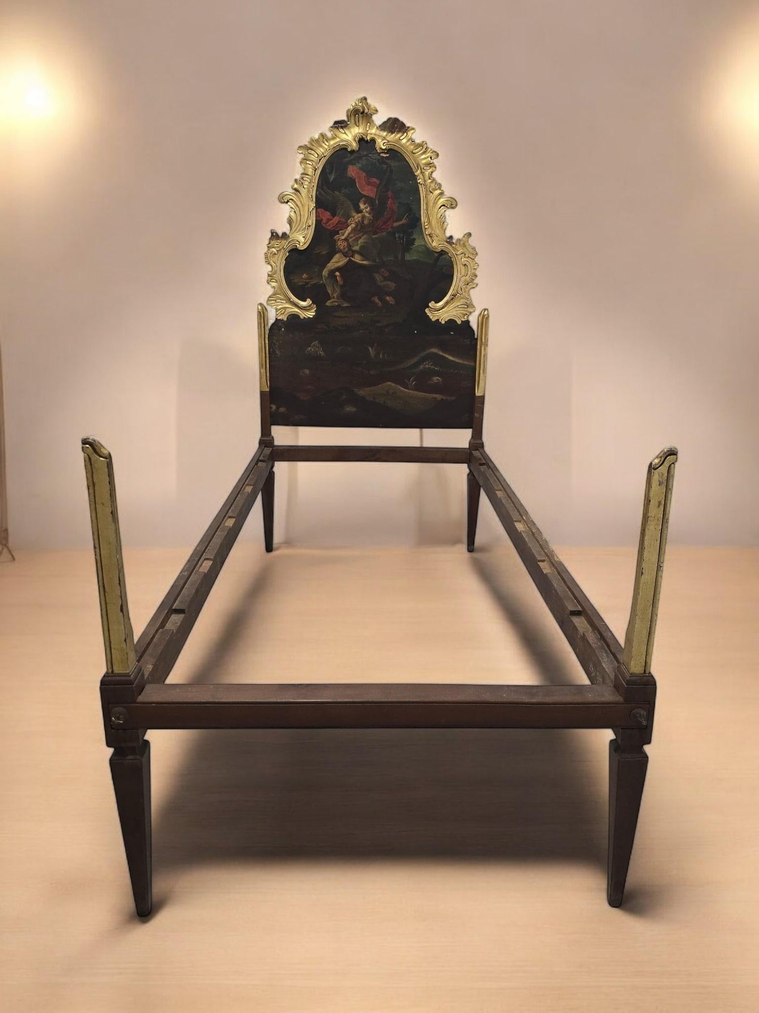 Exceptionnel lit du XVIIIe siècle avec peinture à l'huile et boiseries dorées en vente 3