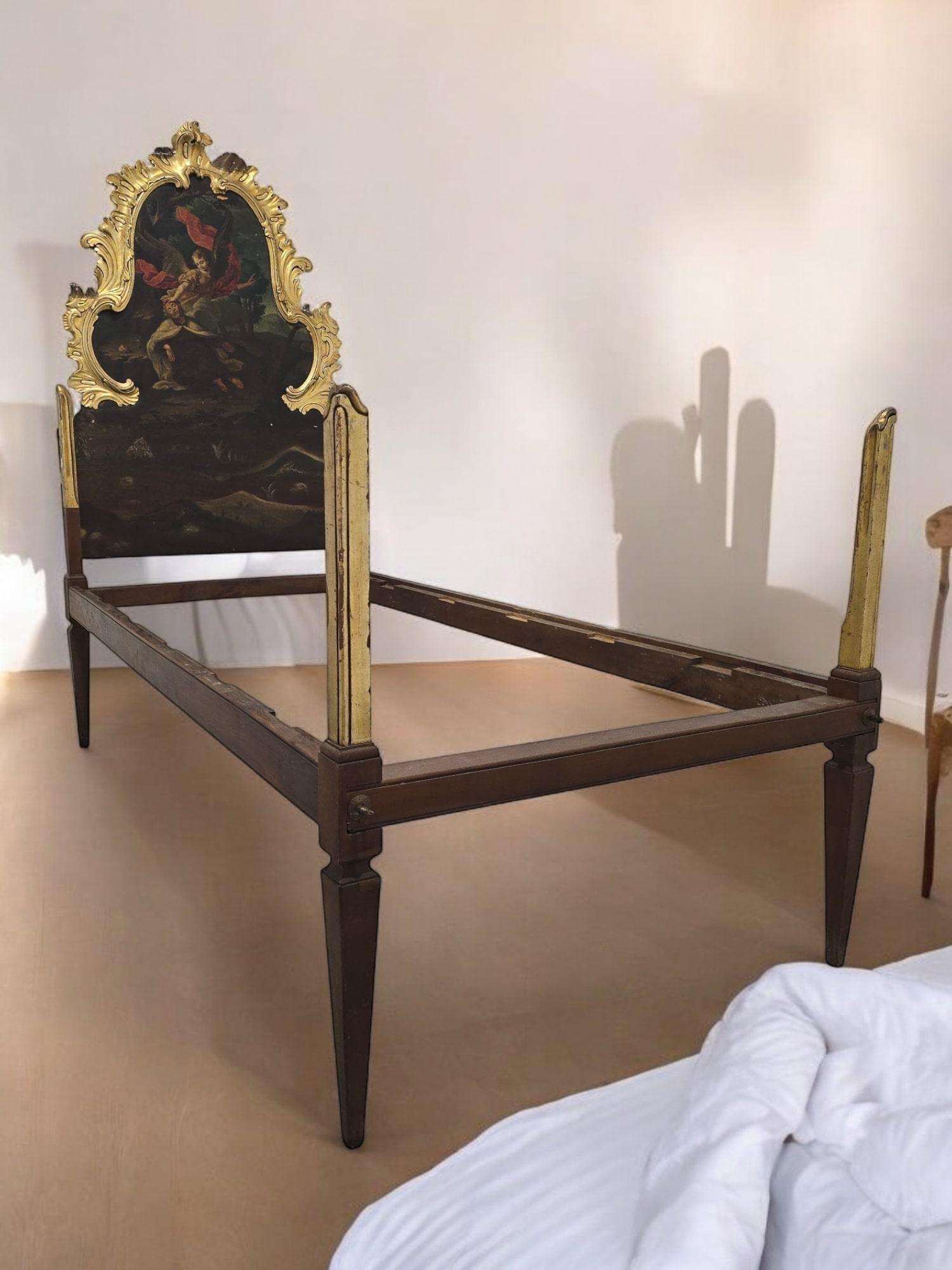 Exceptionnel lit du XVIIIe siècle avec peinture à l'huile et boiseries dorées en vente 4