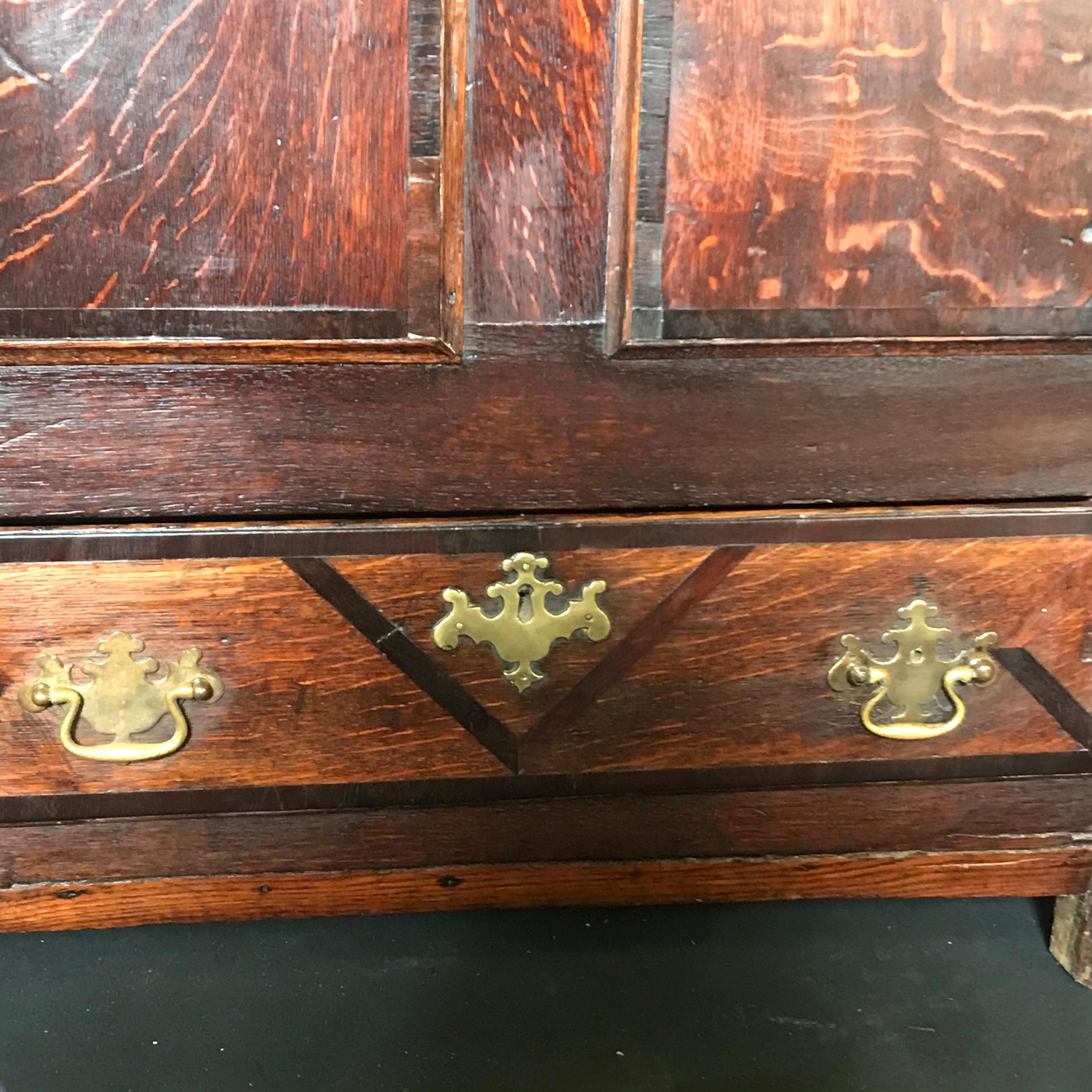 18th Century and Earlier Exceptional 18th Century British Inlaid Mule Chest