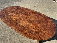 Außergewöhnlicher ovaler Tisch mit Schubladen aus Ulme und Eiche aus dem 18.