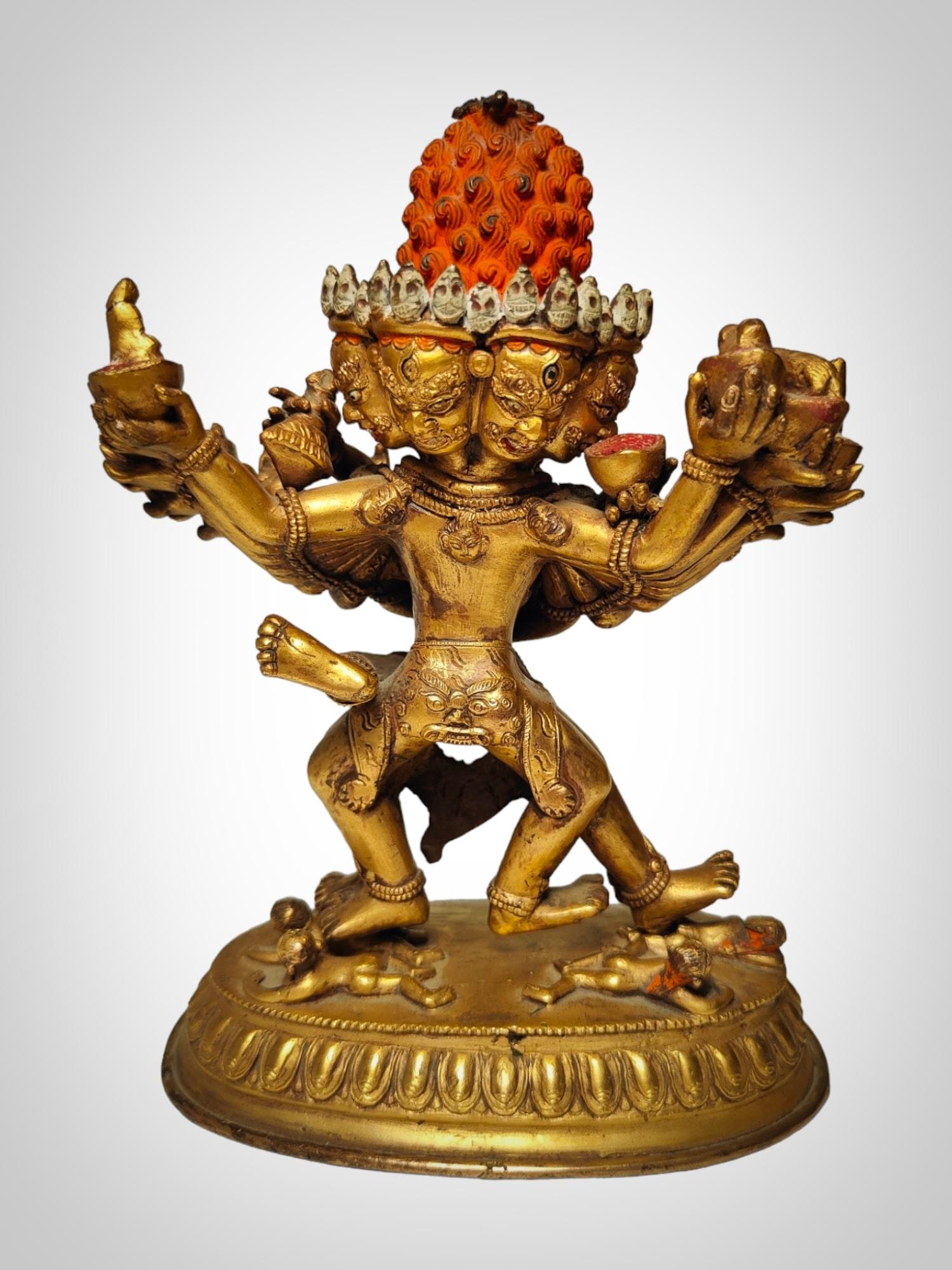 Exceptional 18th Century Chinese Tibetan Gilt Bronze Cakrasamvara in Yab Yum For Sale 4