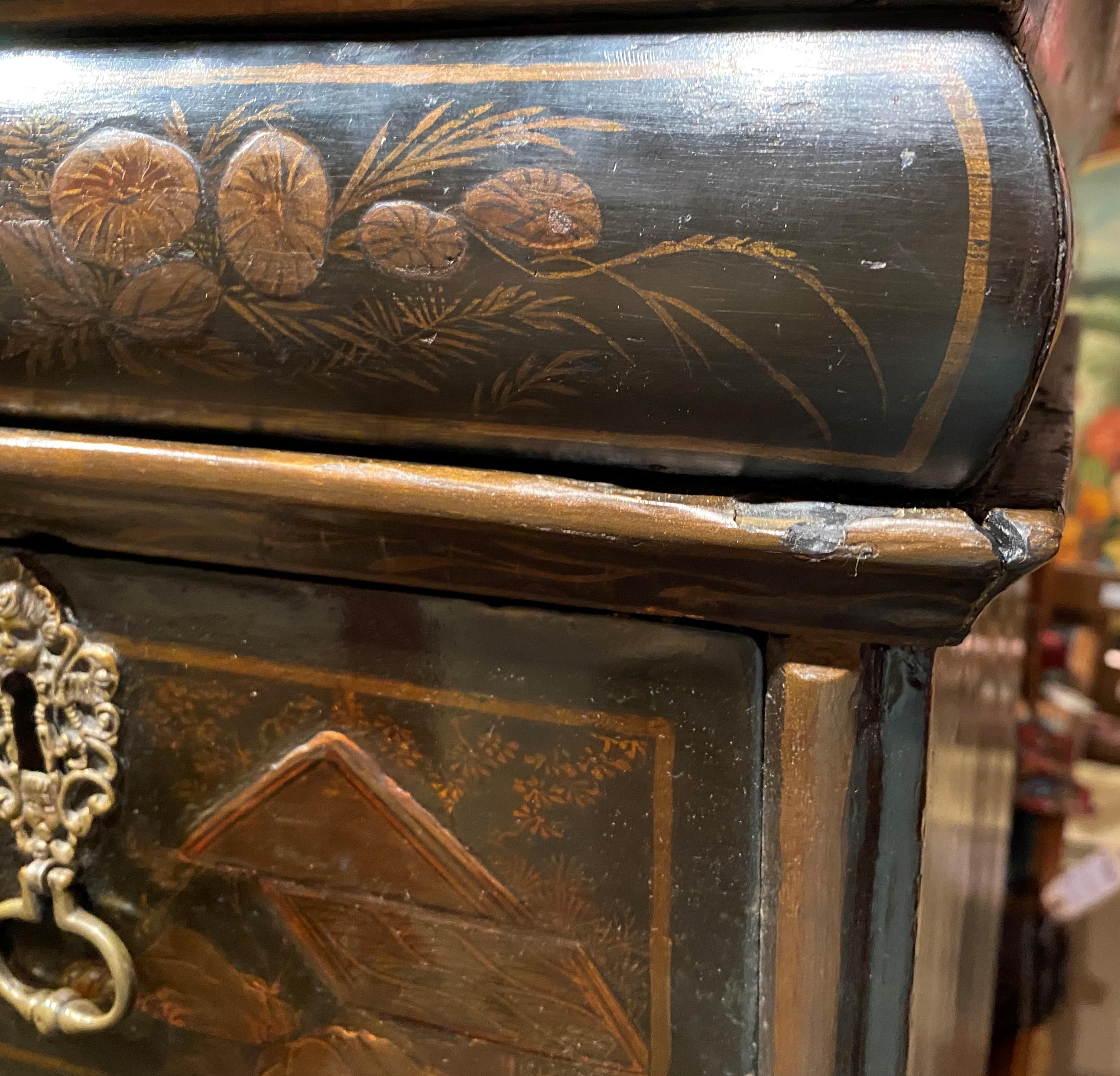 Exceptionnel commode haute anglaise en deux parties en chêne du 18ème siècle de style Chinoiserie en vente 10