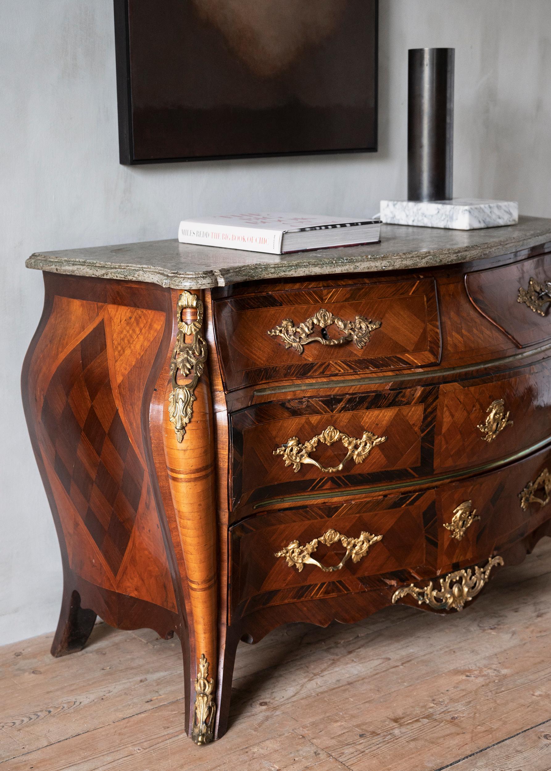 Wood Exceptional 18th Century Swedish Rococo Commode For Sale
