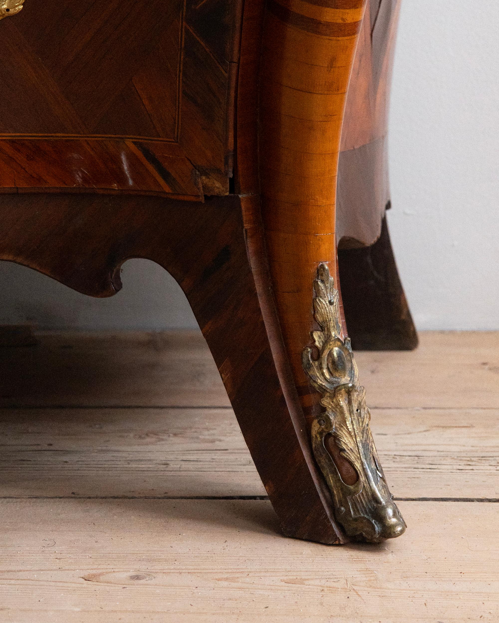 Exceptional 18th Century Swedish Rococo Commode For Sale 2