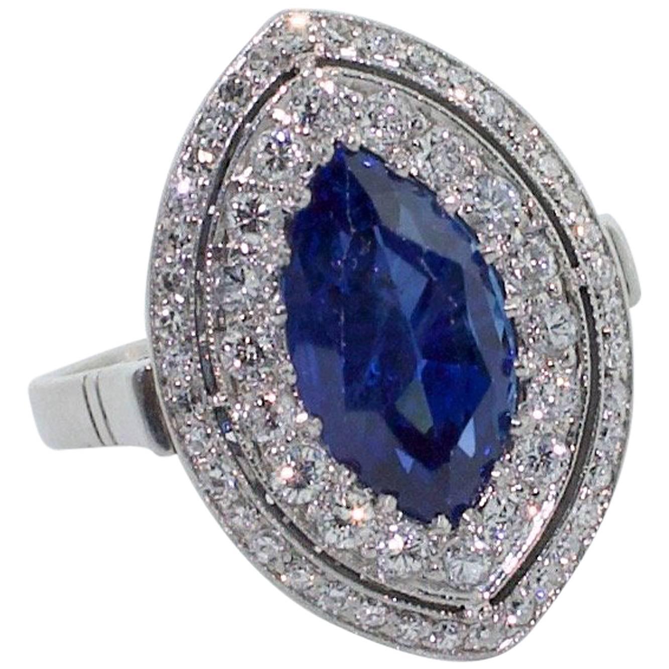 Excepcional Anillo de Platino con Zafiro y Diamantes talla marquesa de los años 60 - Centro de 5,10 ct