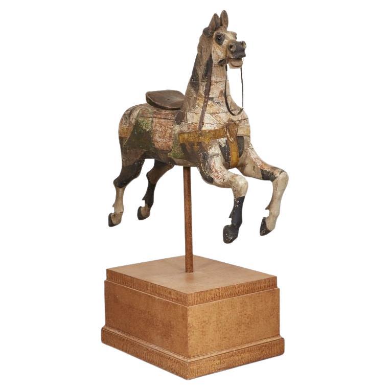 Exceptionnel cheval de carrousel A.I.C. avec peinture d'origine en vente