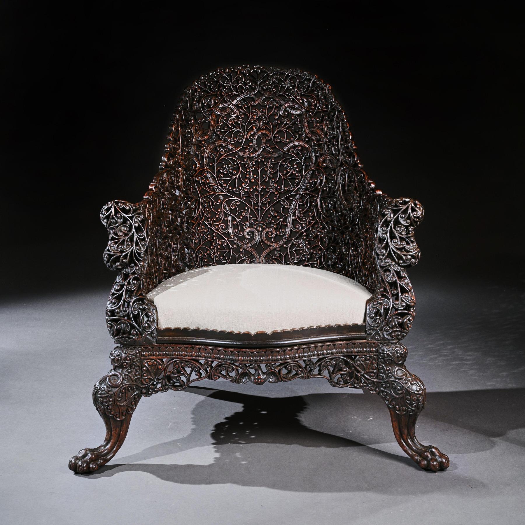 Exceptional 19th Century Anglo-Indian Carved Teak Armchair In Good Condition In Benington, Herts