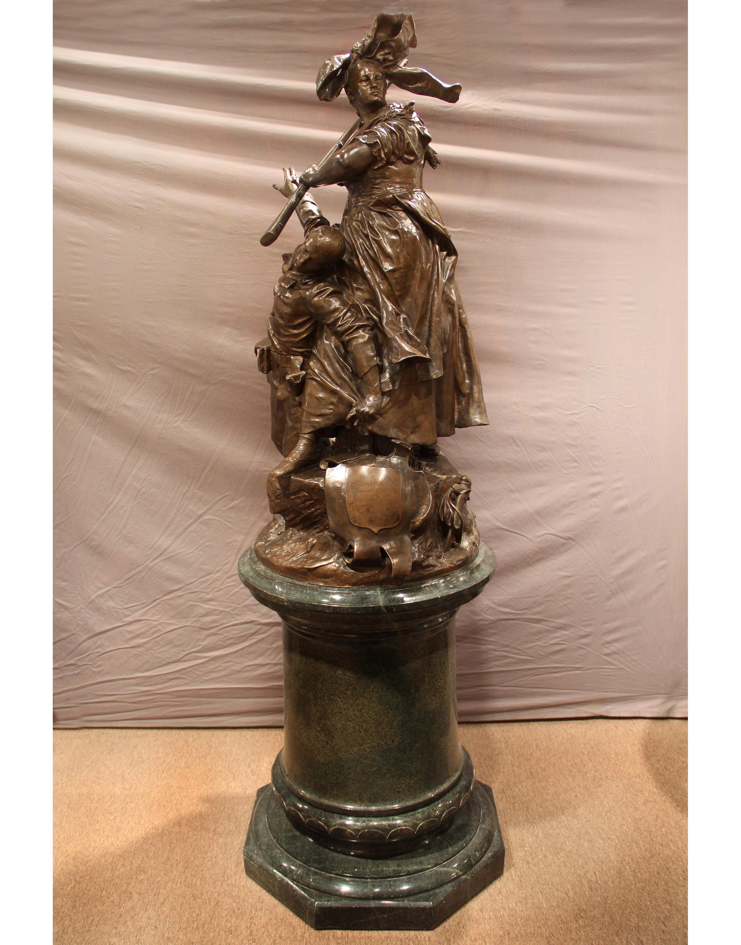 A Large and Exceptional Late 19th Century Patinated Bronze Figural Group Entitled “Quand Meme” by Mercié and Barbedienne on Pedestal

Marius-Jean-Antonin Mercié and Ferdinand Barbedienne

Intended to pay tribute to the resistance of the city of