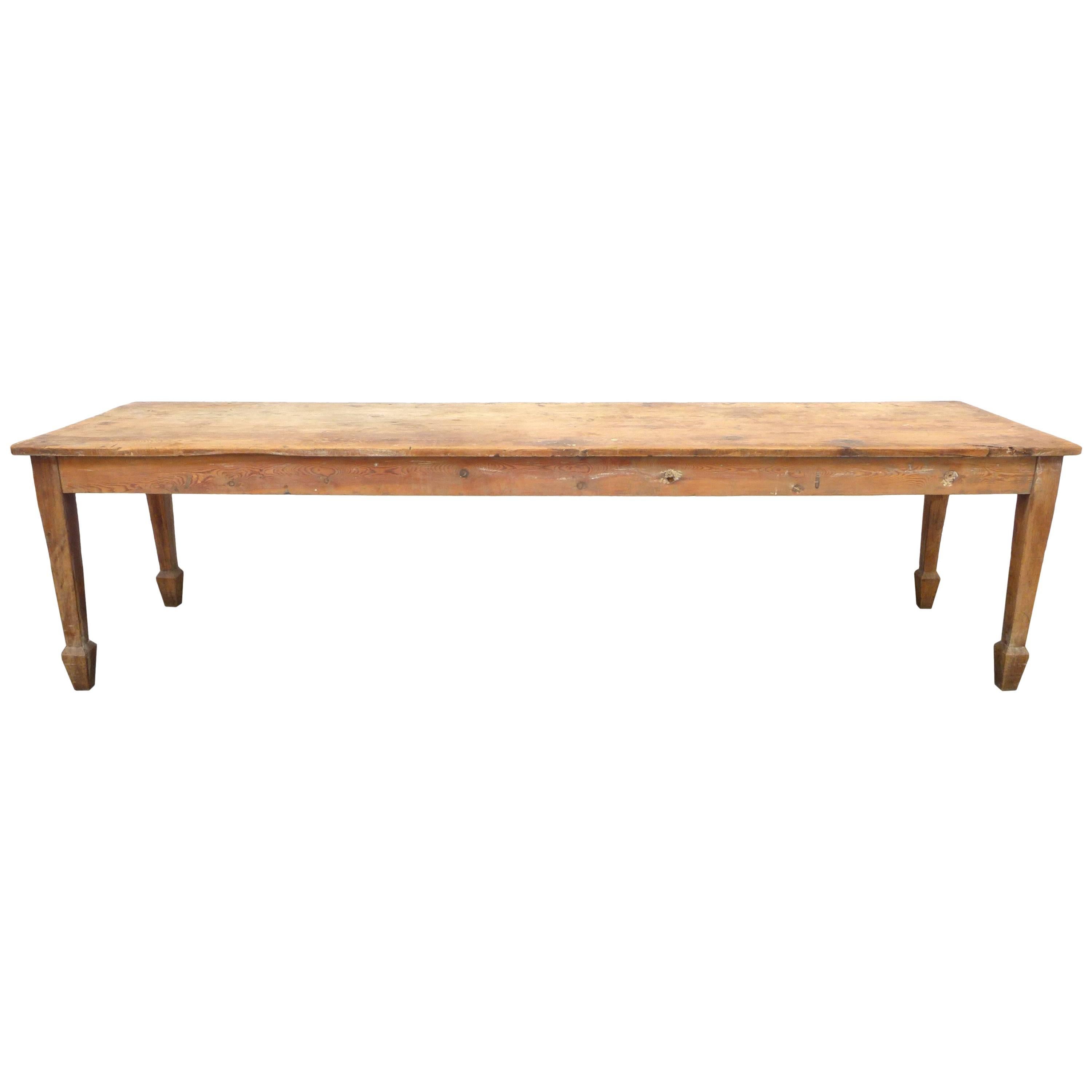 Exceptional 19th Century English Farm Dining Table For Sale