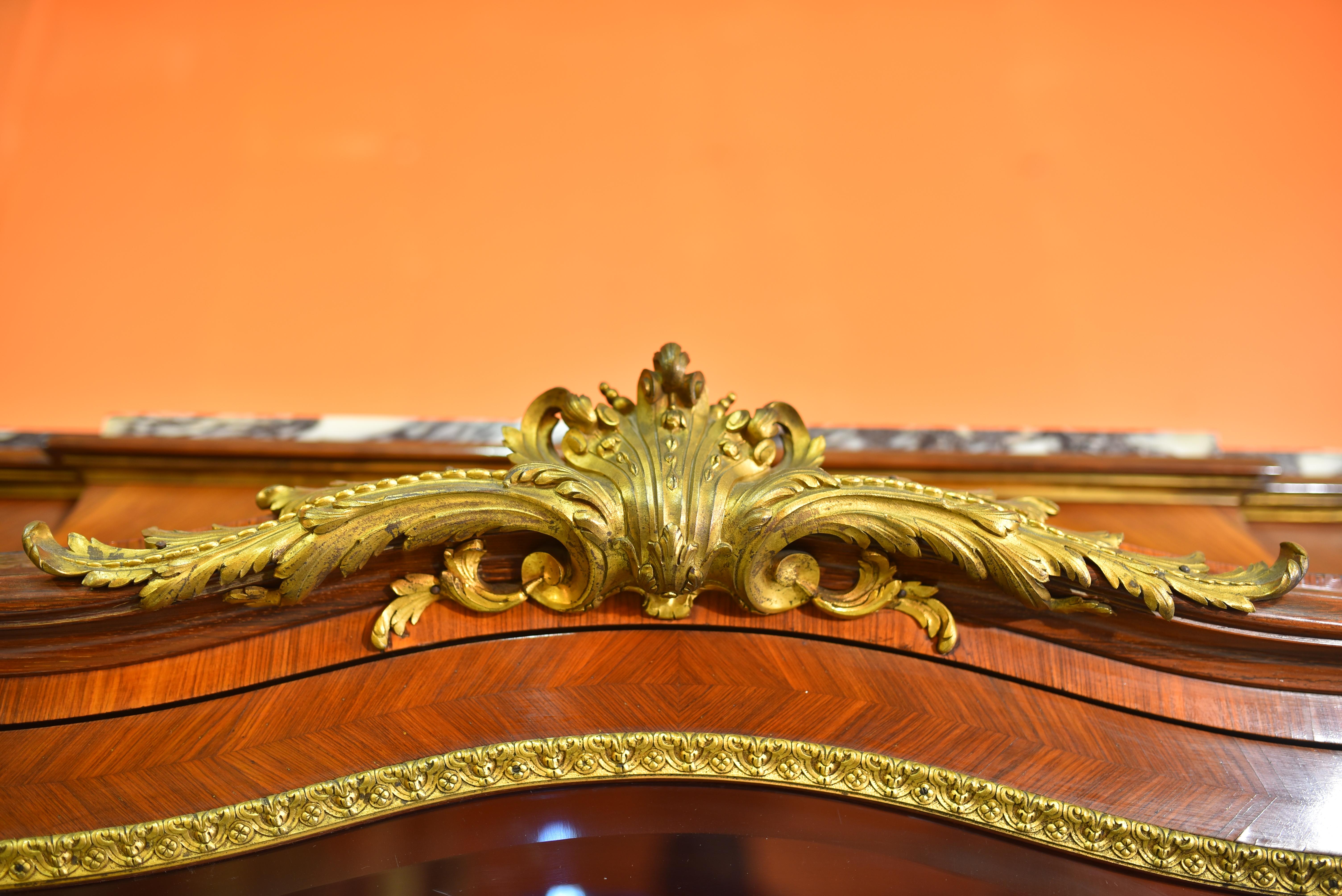 Exceptional 19th Century French Ormolu Kingwood Showcase by Maison Millet In Good Condition In San Diego, CA