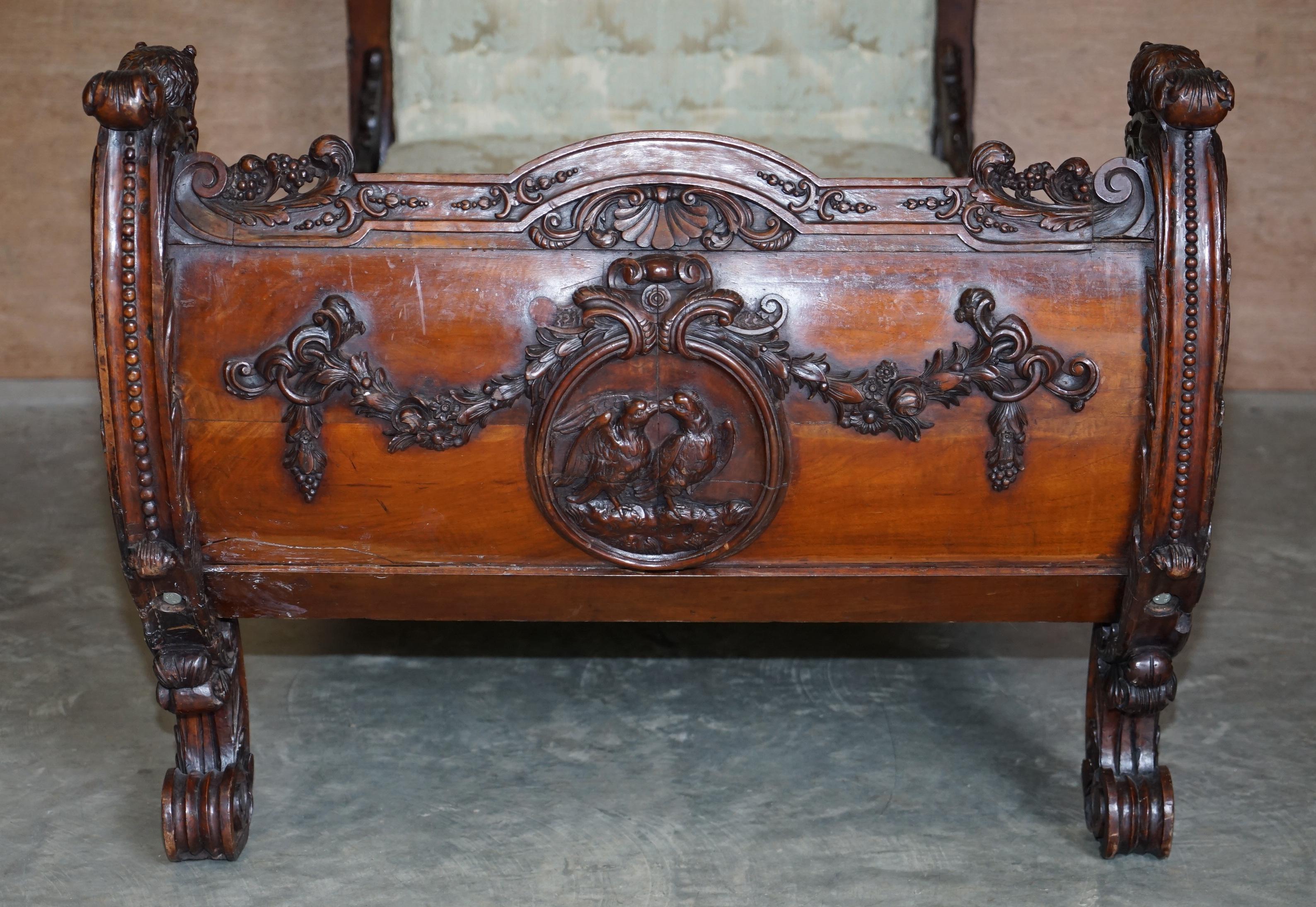 Exceptional 19th Century Hand Carved Italian Walnut Day Bed Cherub Putti's Angel For Sale 8