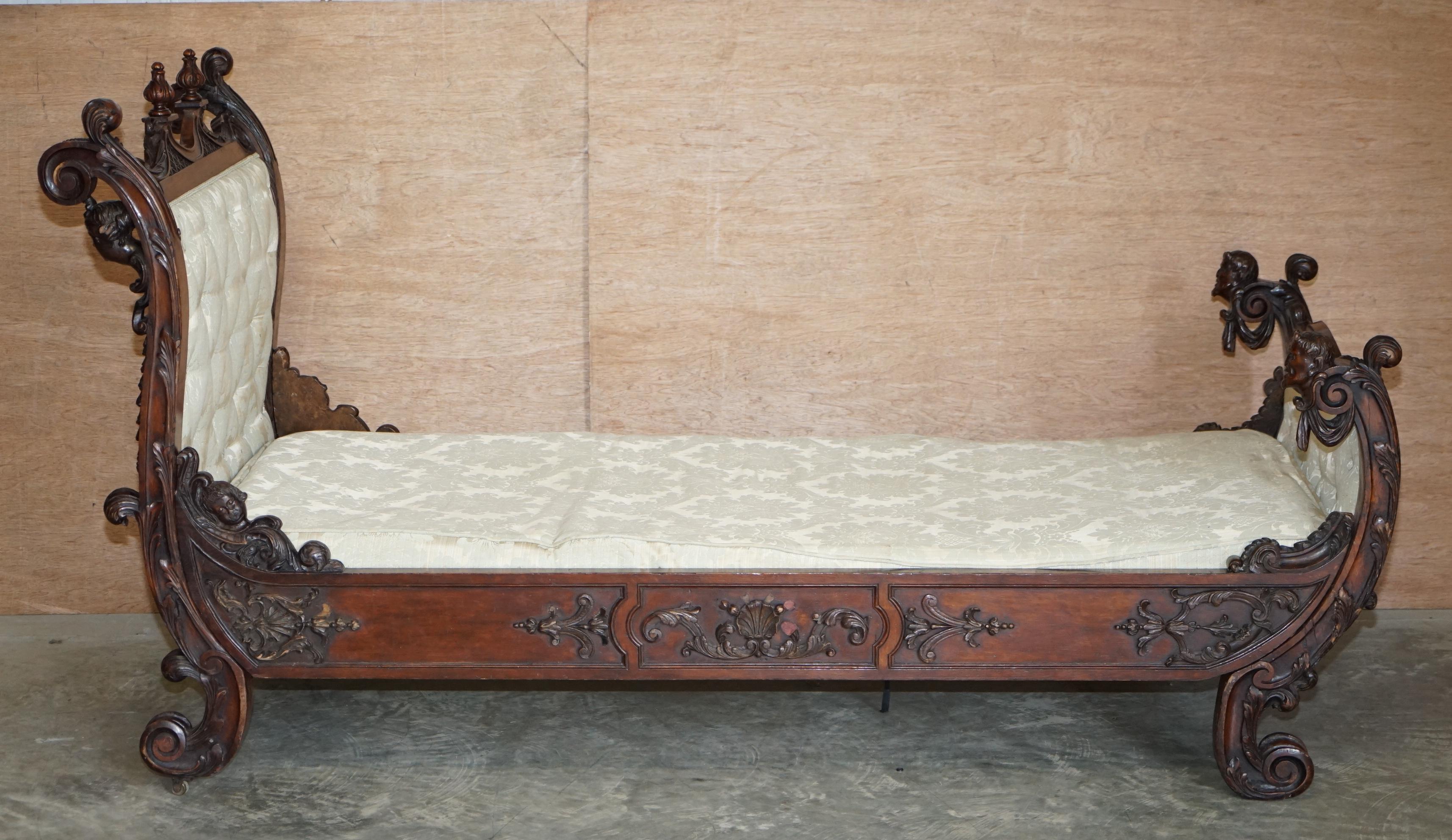 Exceptional 19th Century Hand Carved Italian Walnut Day Bed Cherub Putti's Angel For Sale 11
