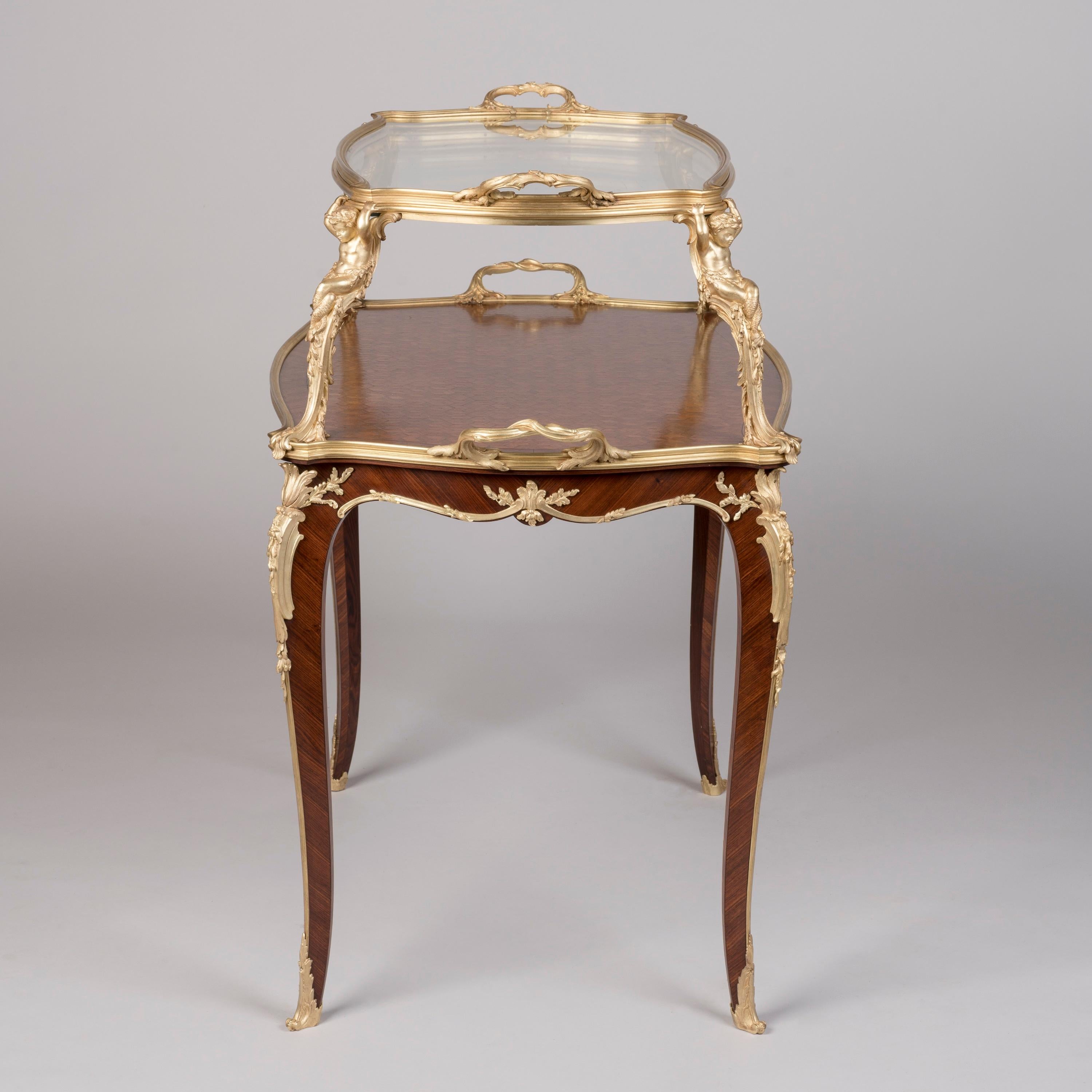 Exceptionnelle table à plateau en bois de roi et bronze doré du XIXe siècle par François Linke Bon état - En vente à London, GB