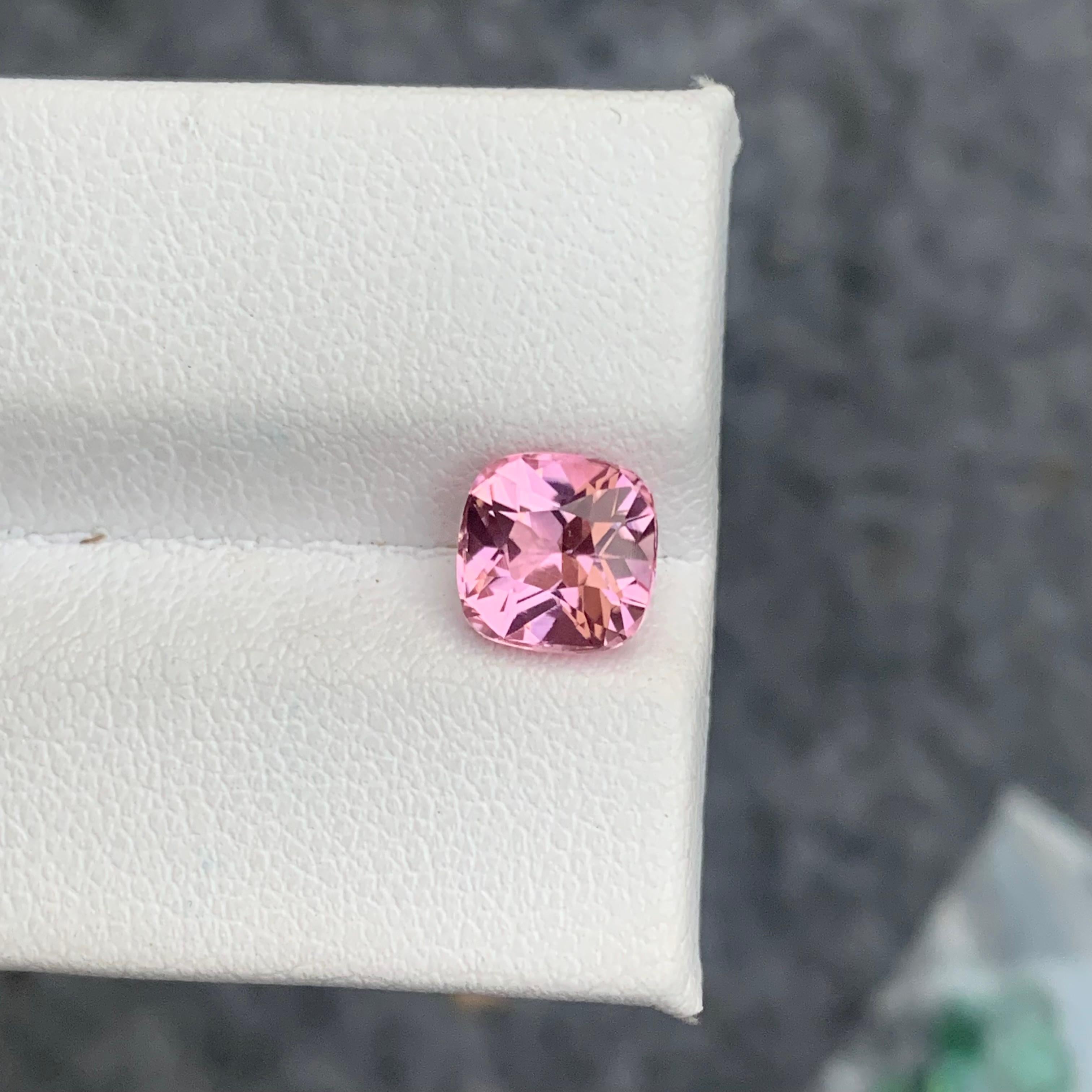 Exceptional 2.0 Carat Natural Loose Baby Pink Tourmaline from Afghan Mine For Sale 2